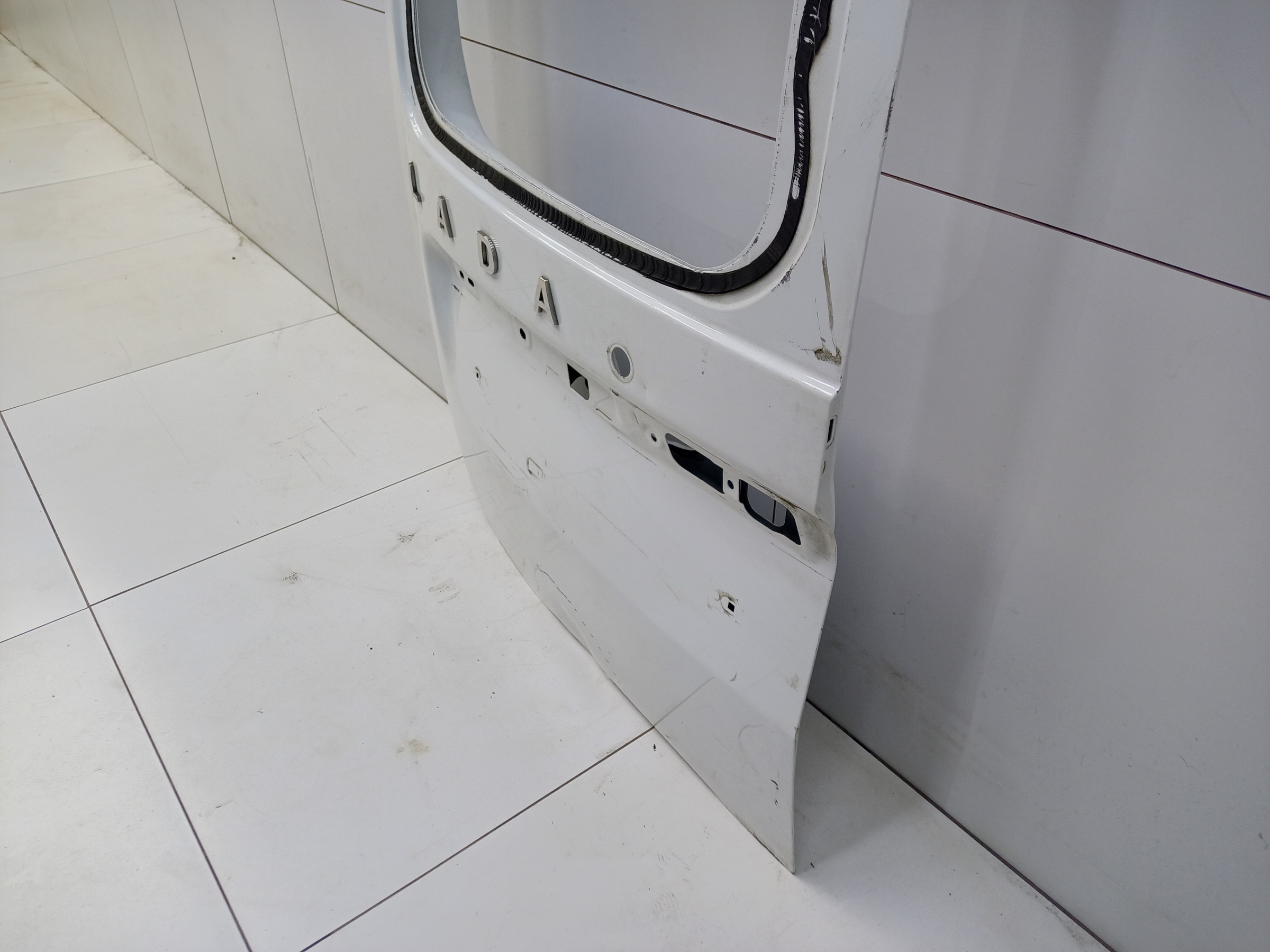 Дверь задняя левая распашная Lada Largus под стекло