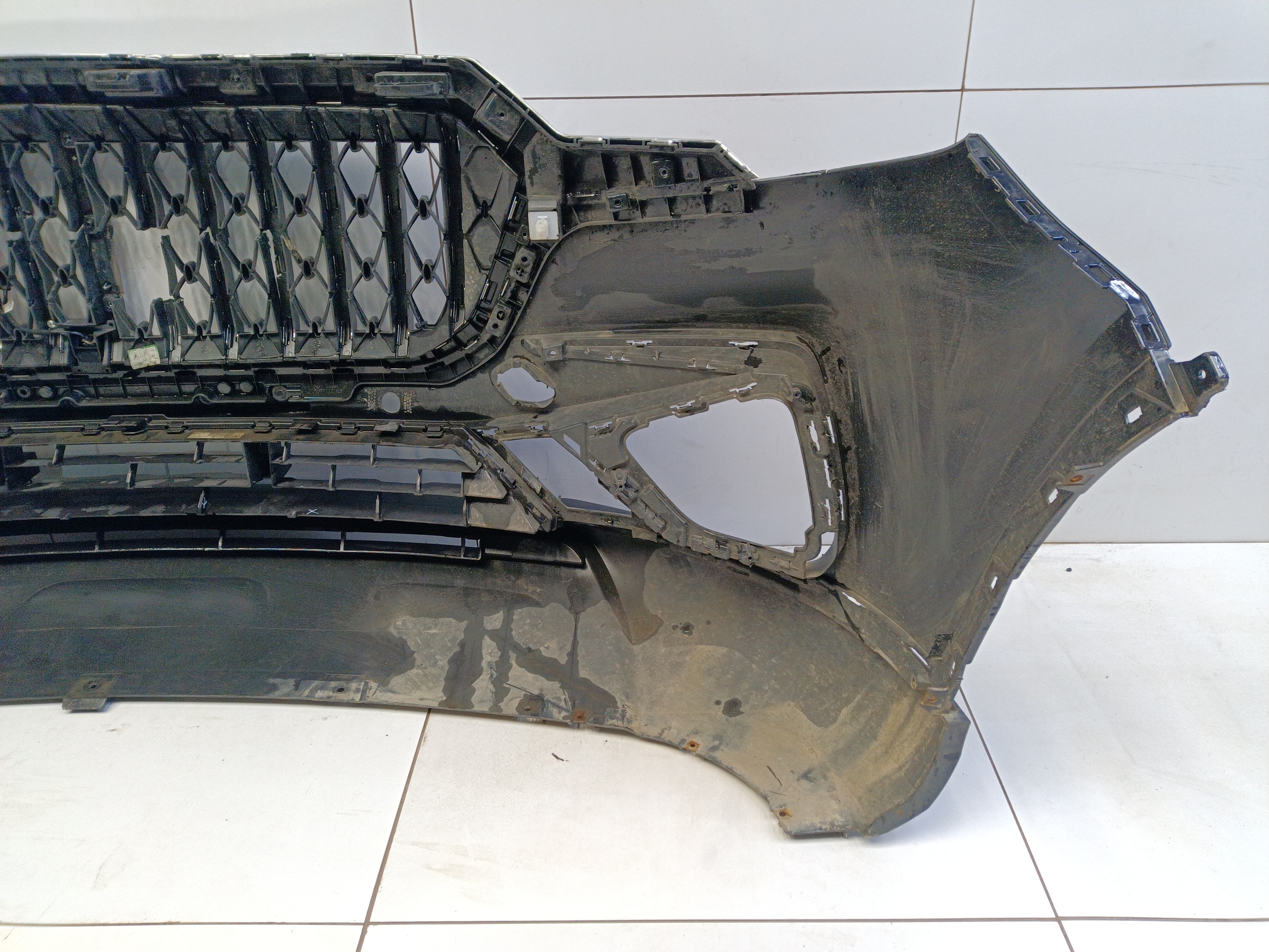 Бампер передний Hongqi HS5