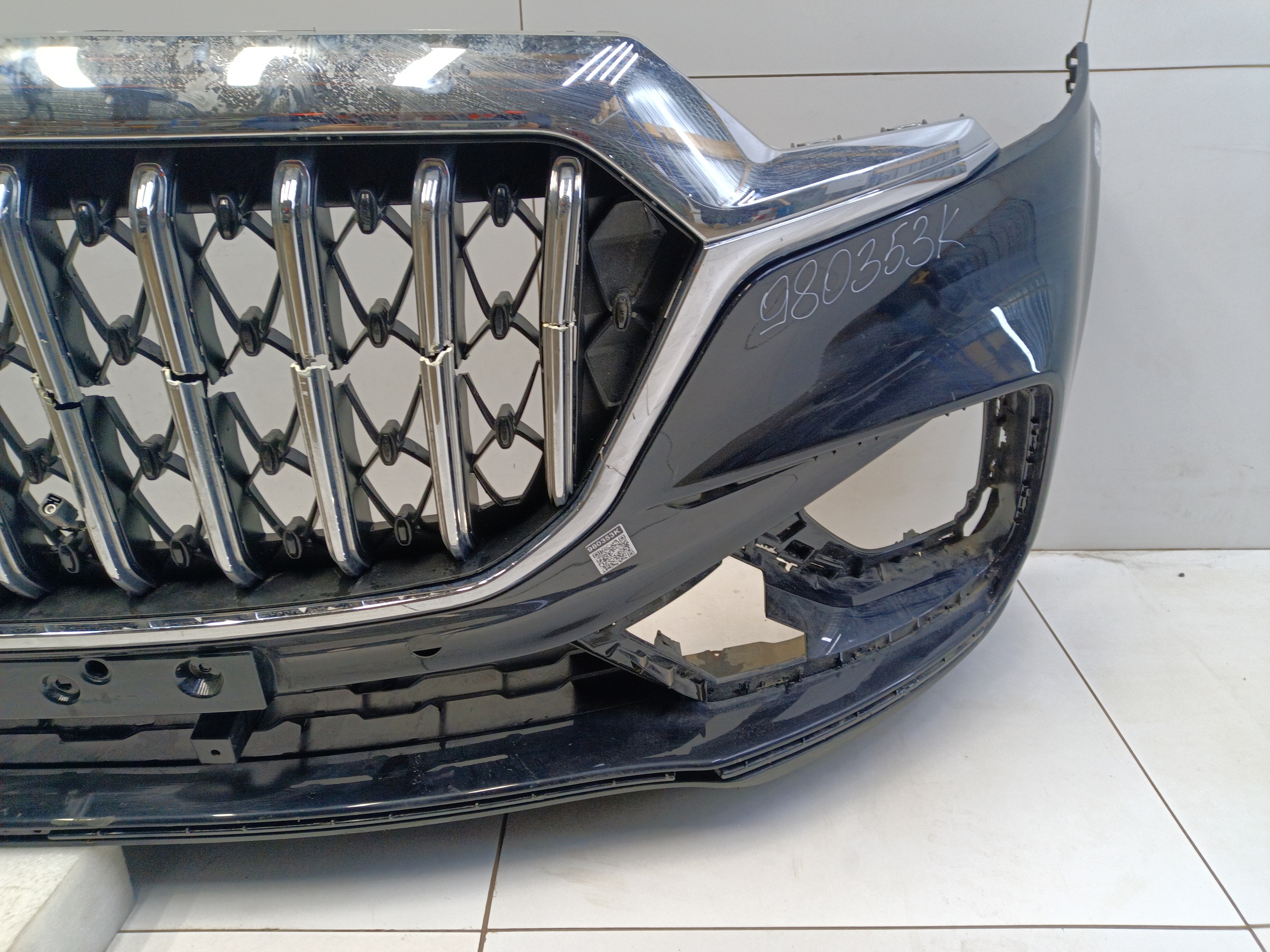 Бампер передний Hongqi HS5