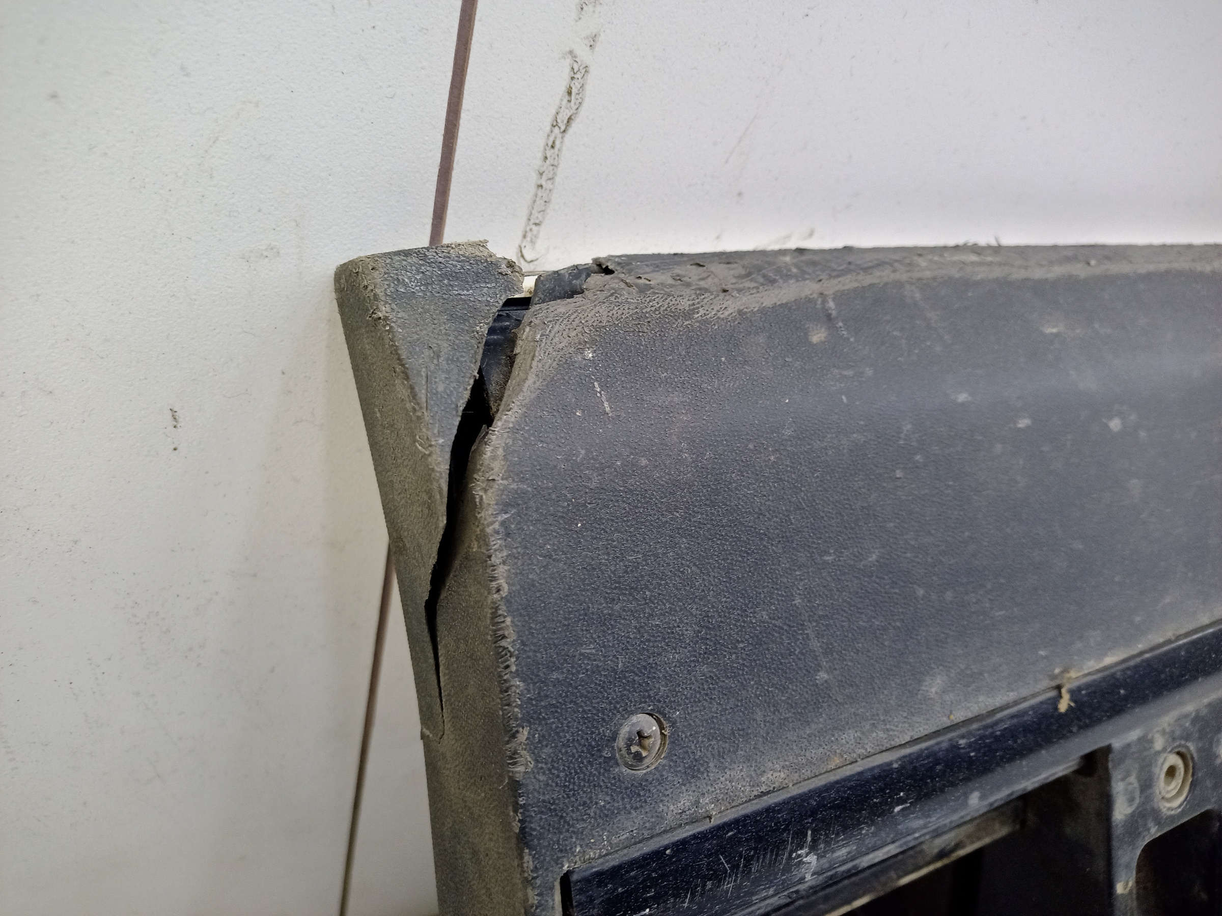 Подножка порога правого Tank 500