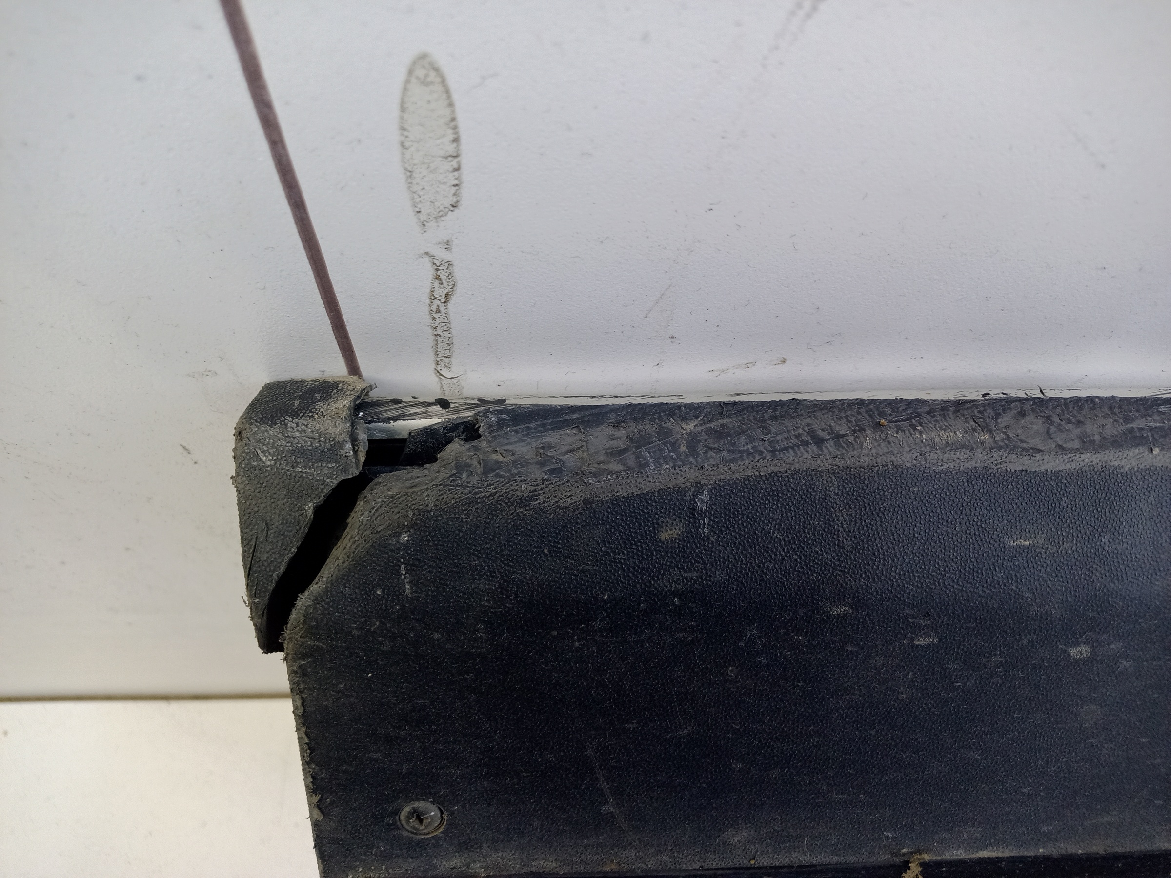 Подножка порога правого Tank 500