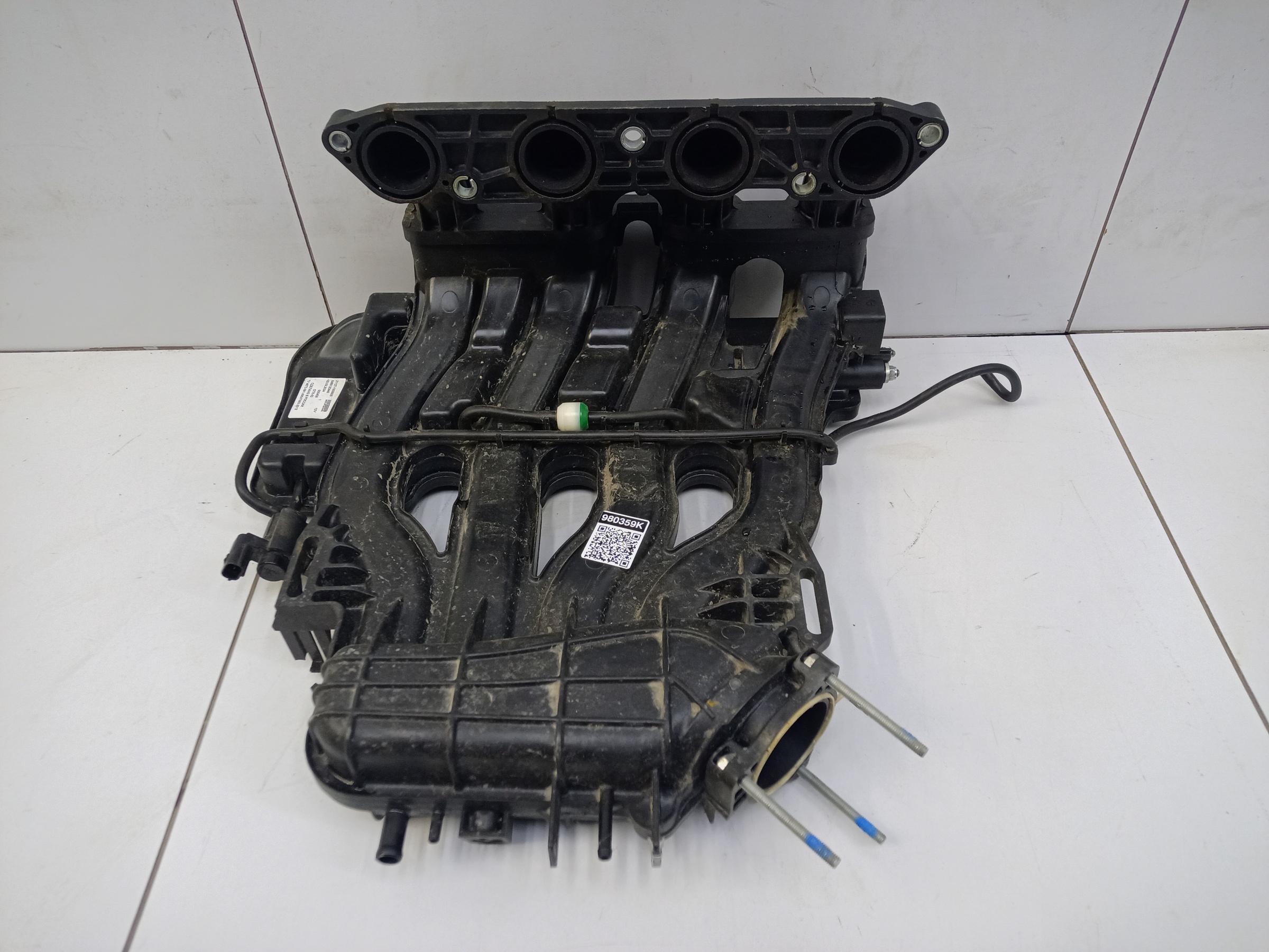 Коллектор впускной Lada Largus 1.6 16кл