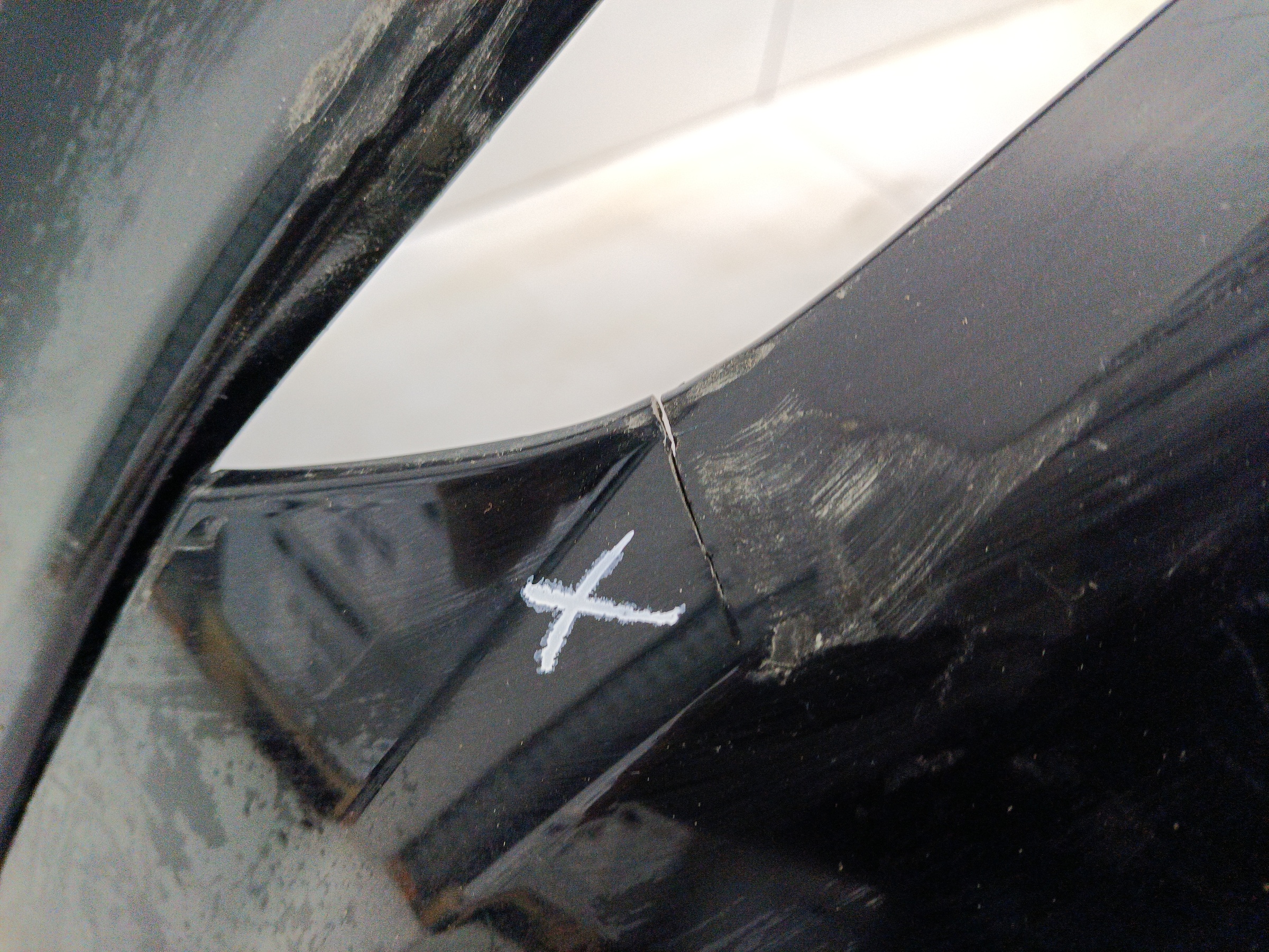 Бампер задний верхняя часть Geely Tugella