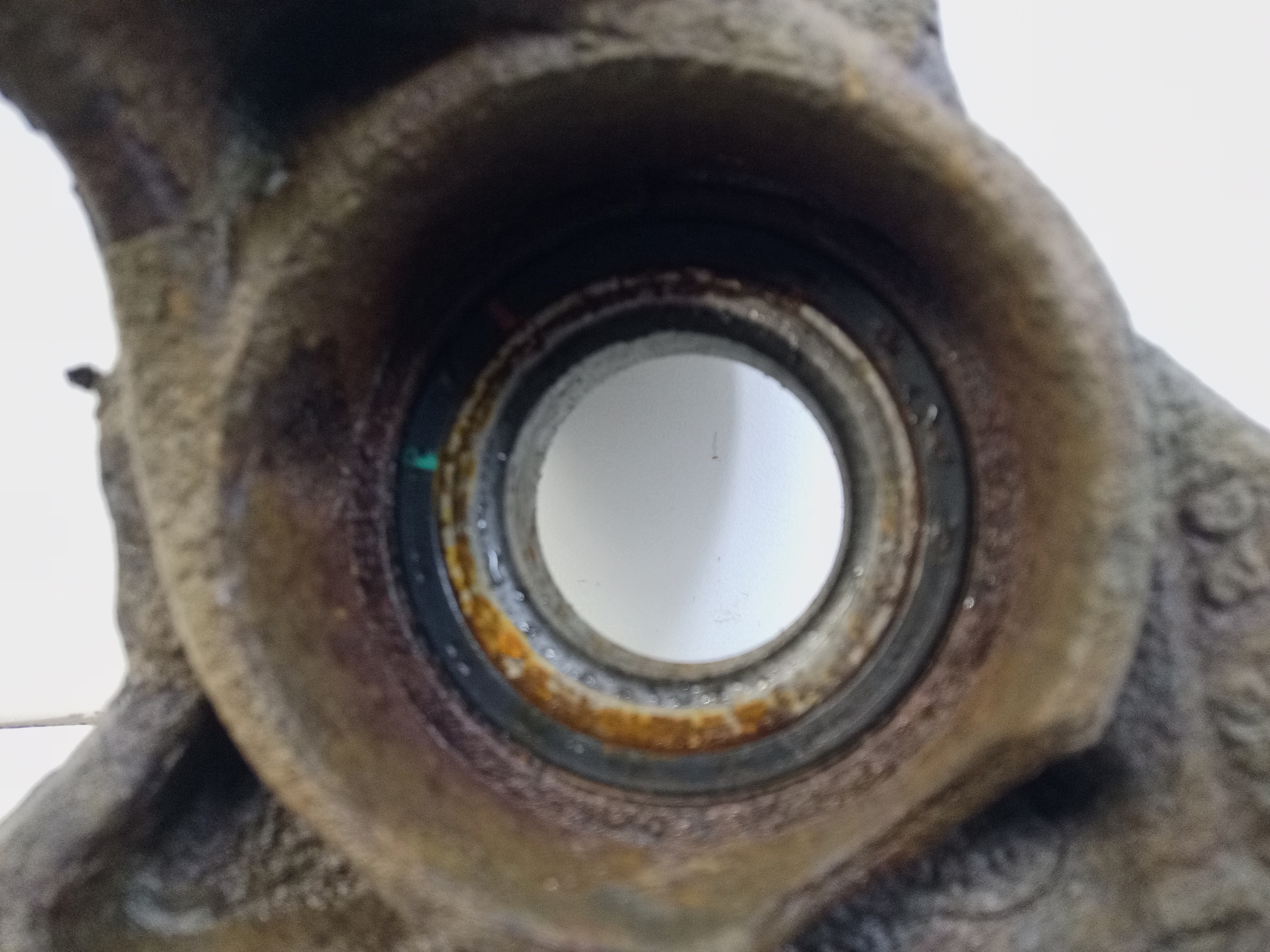 Кулак поворотный передний левый Hyundai Santa Fe 4