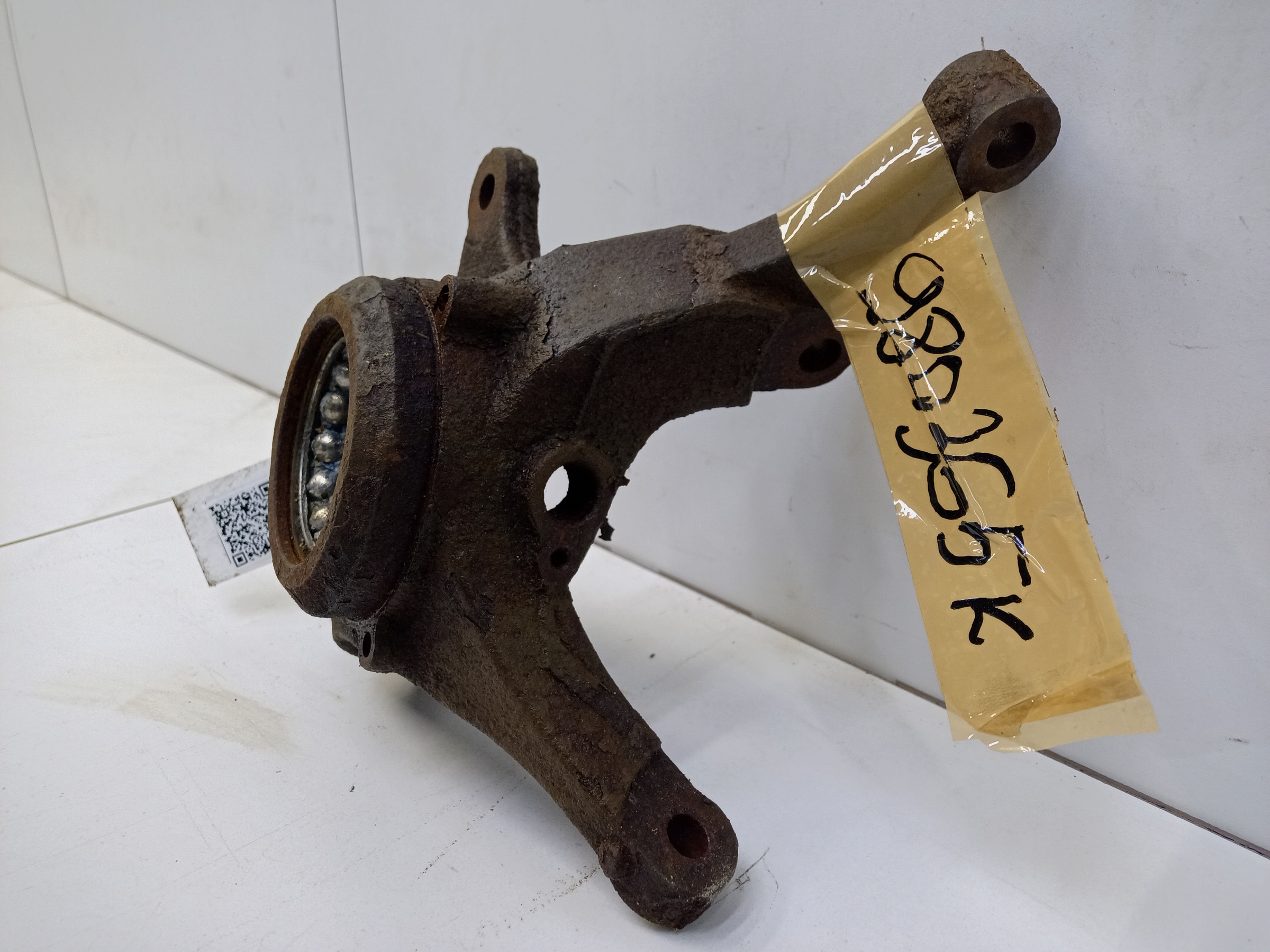 Кулак поворотный передний левый Hyundai Santa Fe 4