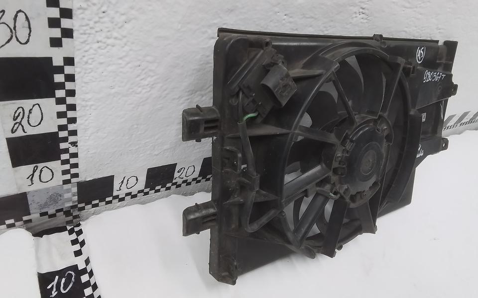 Диффузор вентилятора радиатора Lada Granta 1
