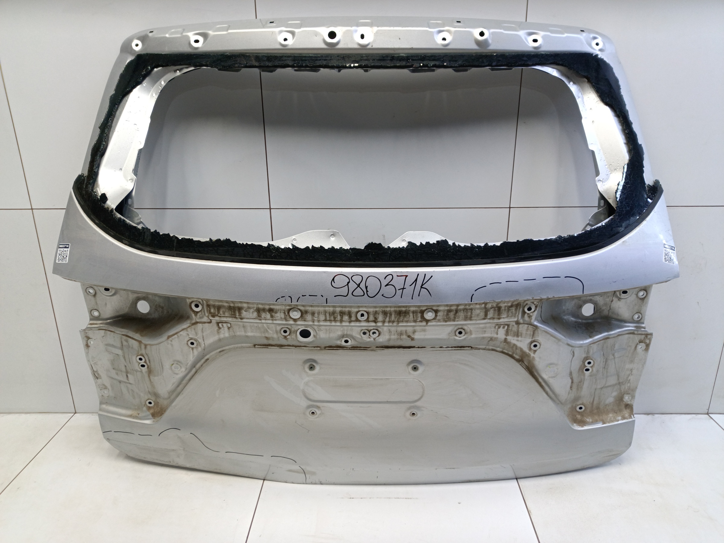 Крышка багажника Haval M6 2