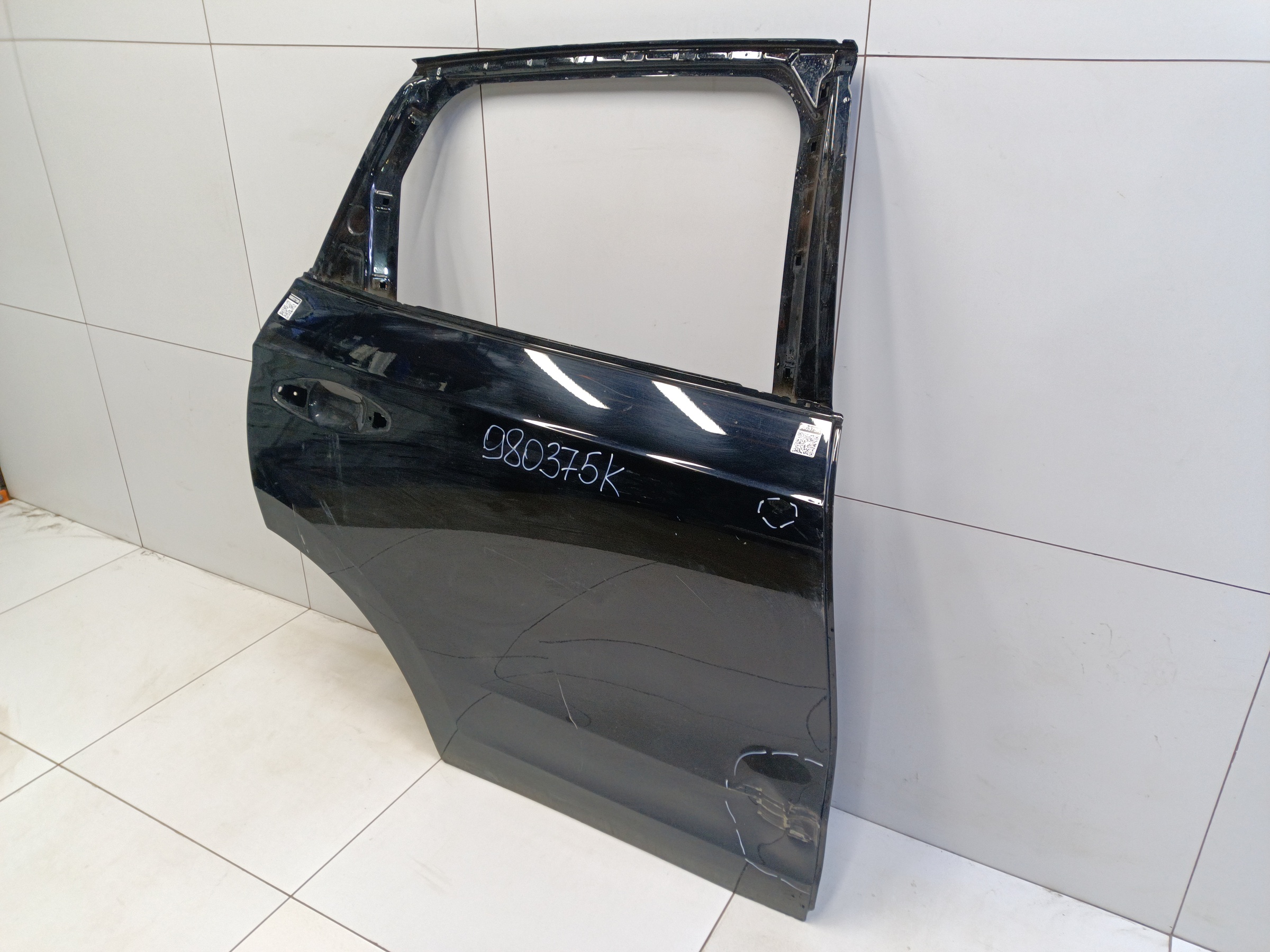 Дверь задняя правая Haval Jolion без молдинга