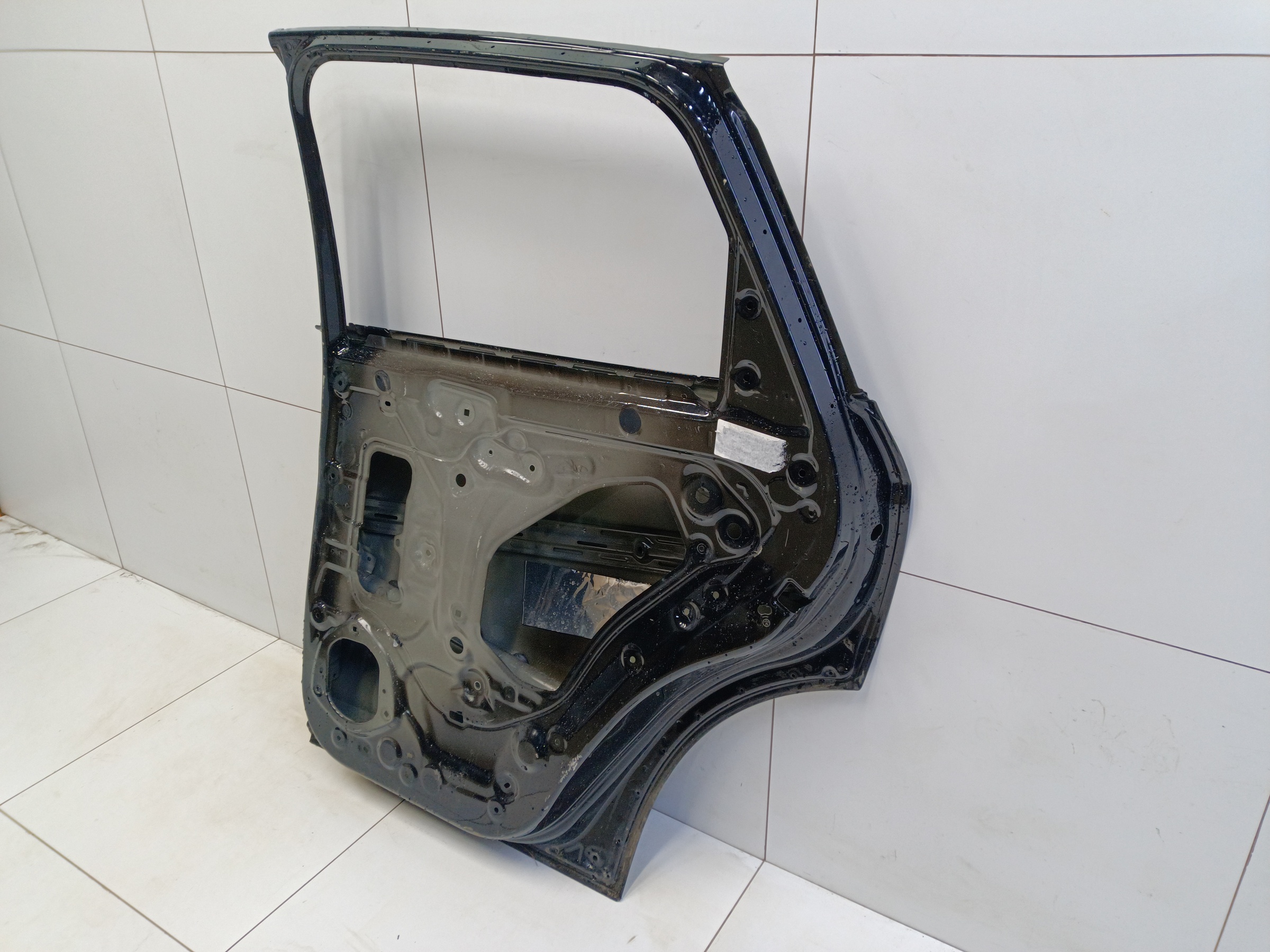 Дверь задняя правая Haval Jolion без молдинга