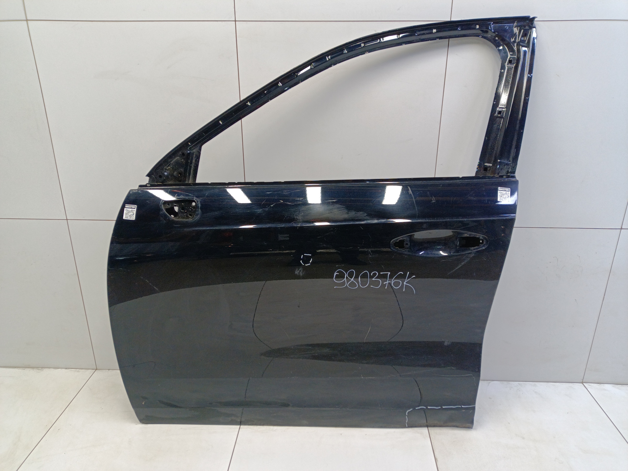 Дверь передняя левая Haval Jolion без молдинга