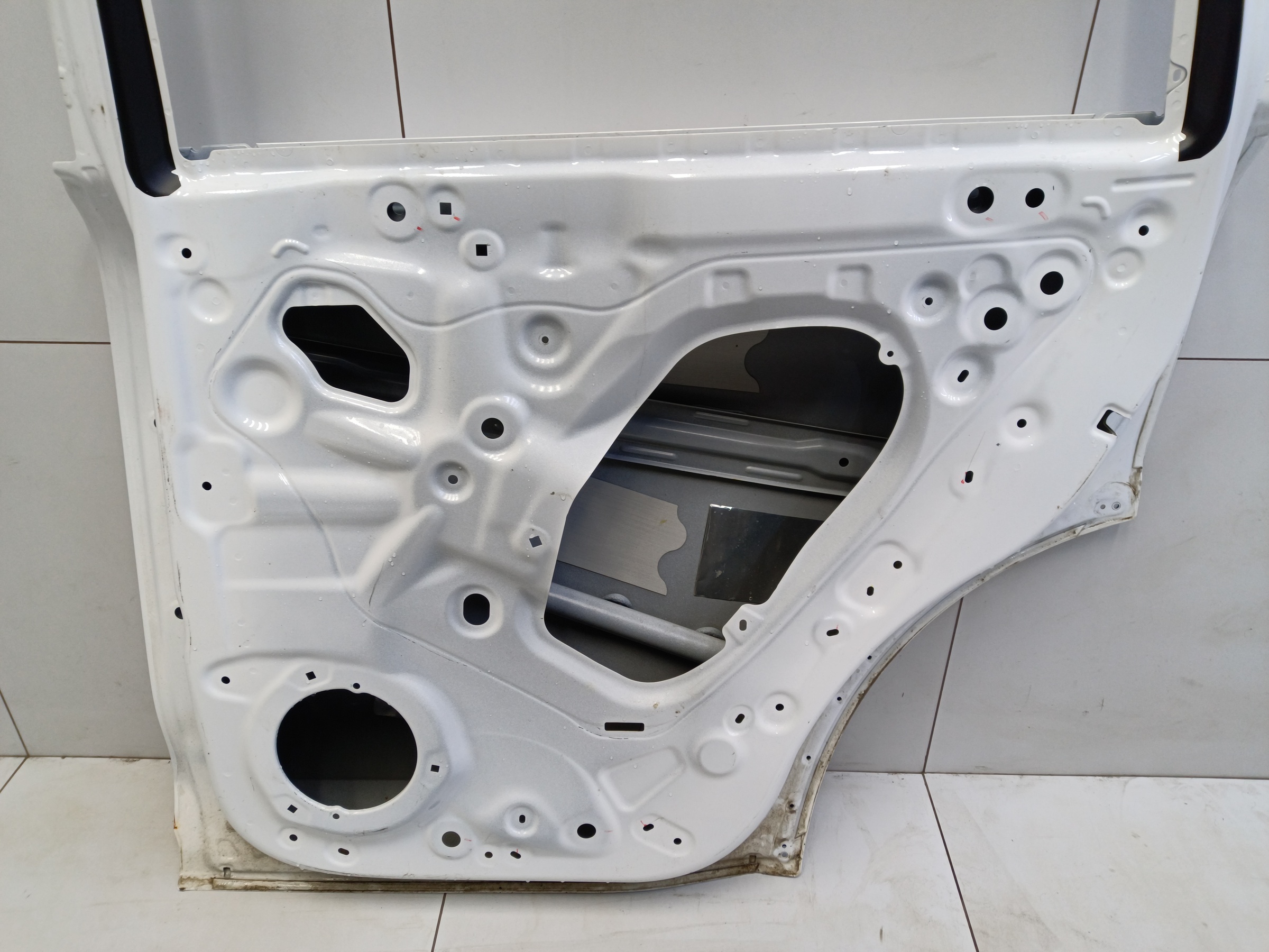 Дверь задняя правая Tank 500