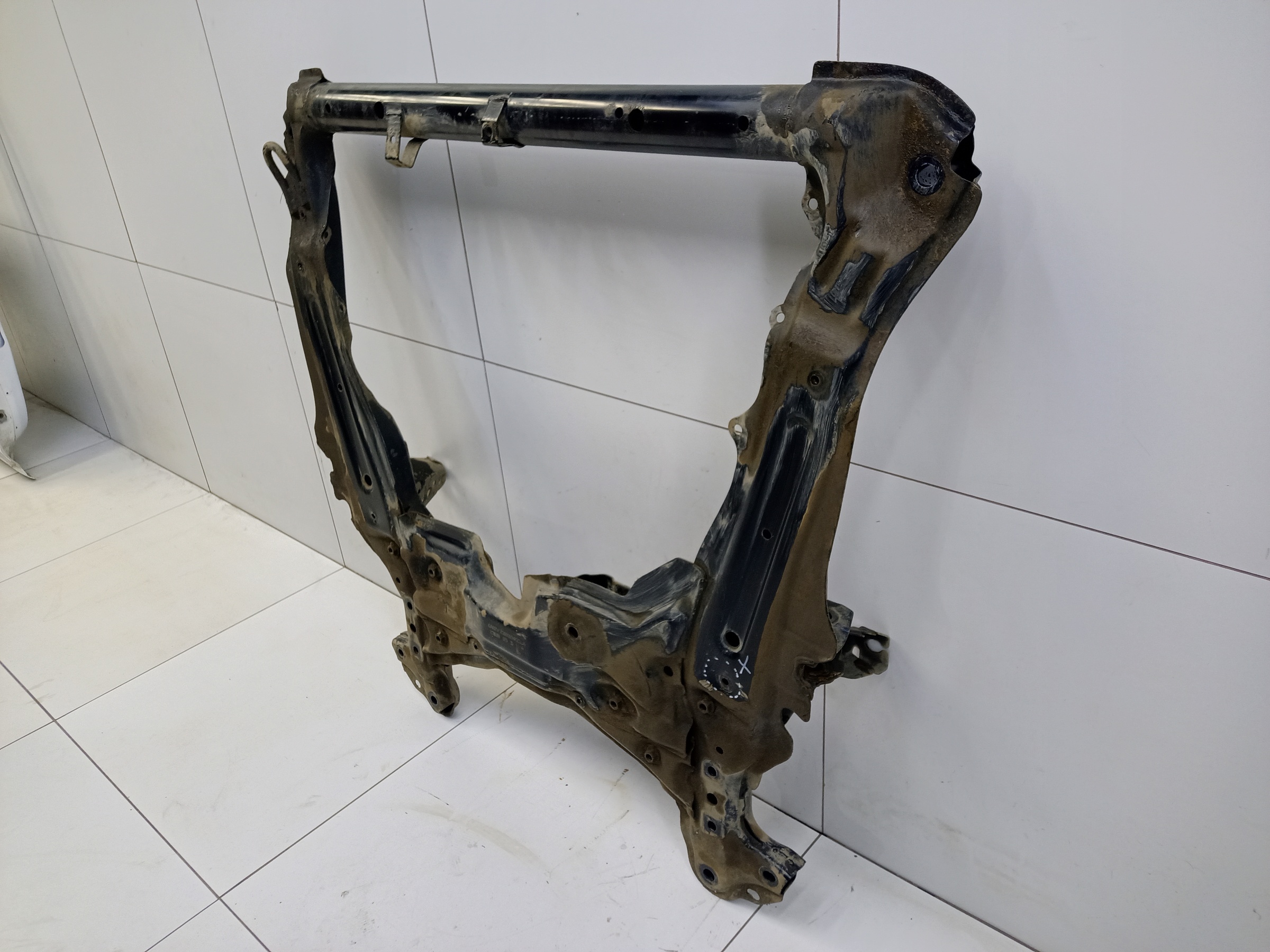 Подрамник передний Haval M6 2