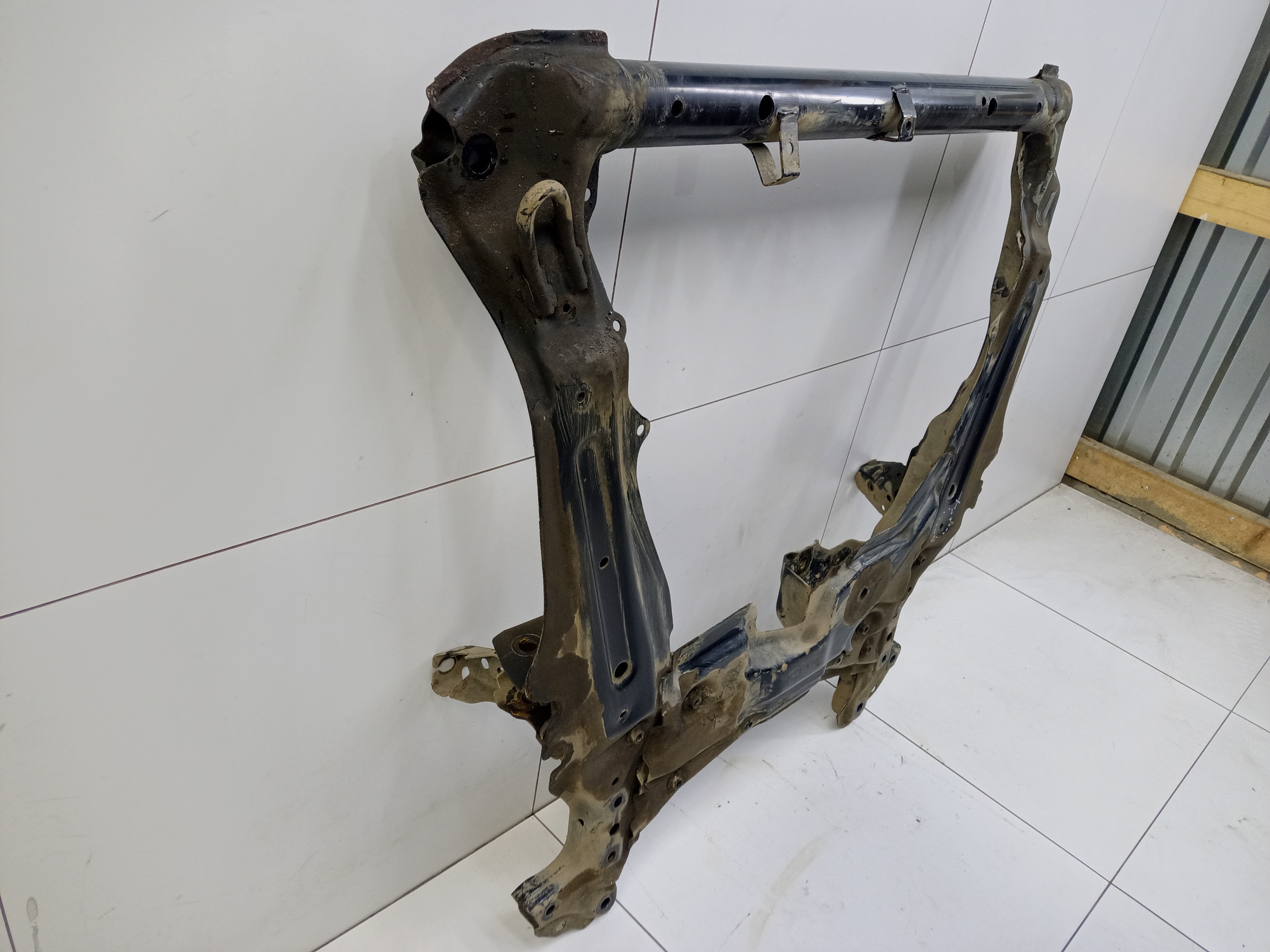 Подрамник передний Haval M6 2