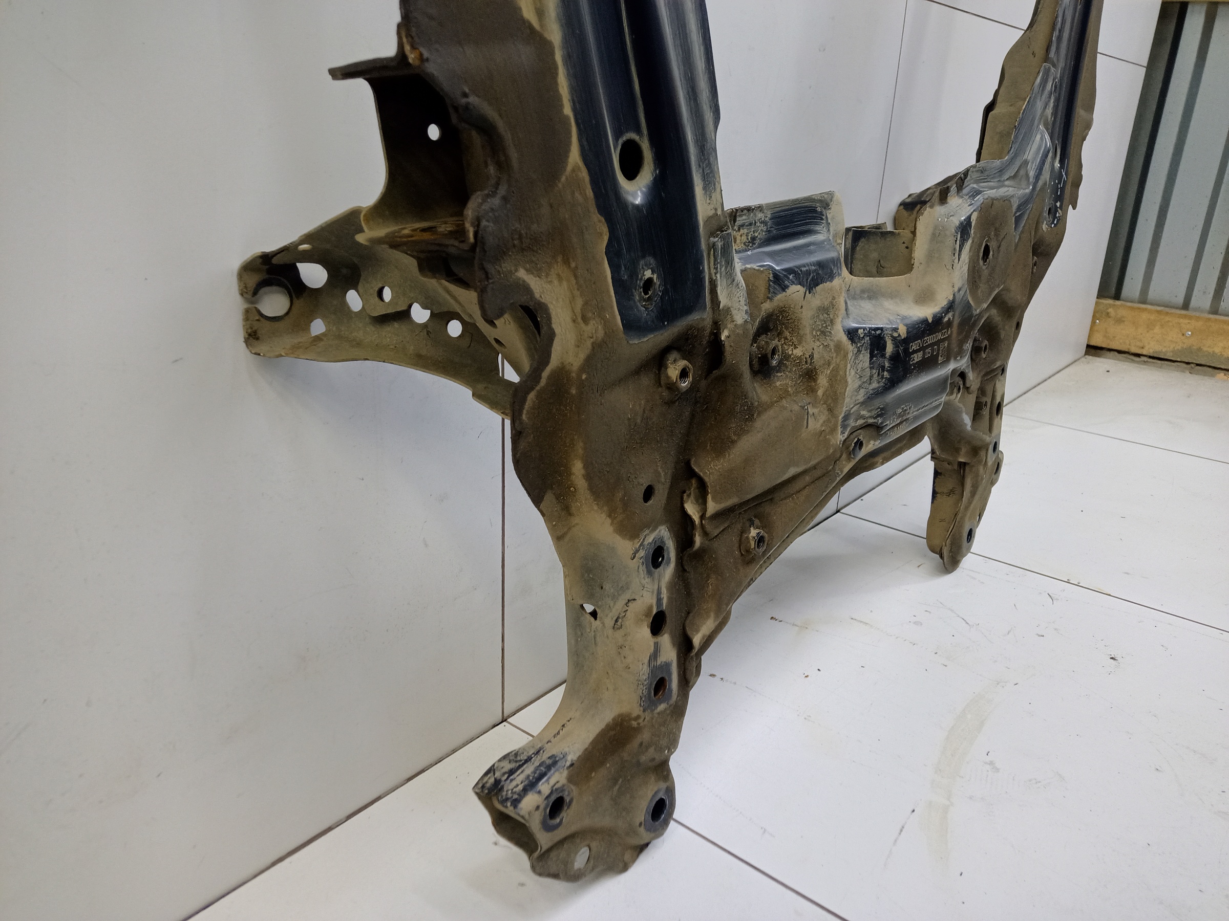 Подрамник передний Haval M6 2