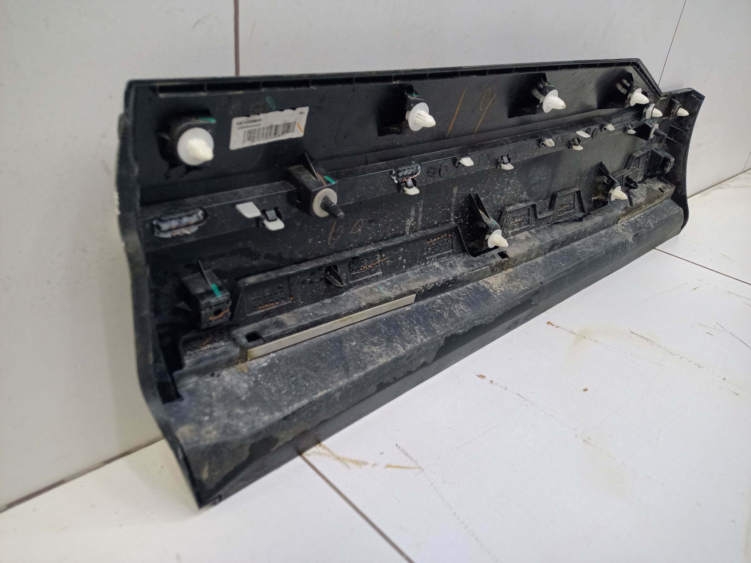 Накладка двери задней правой Haval F7 2