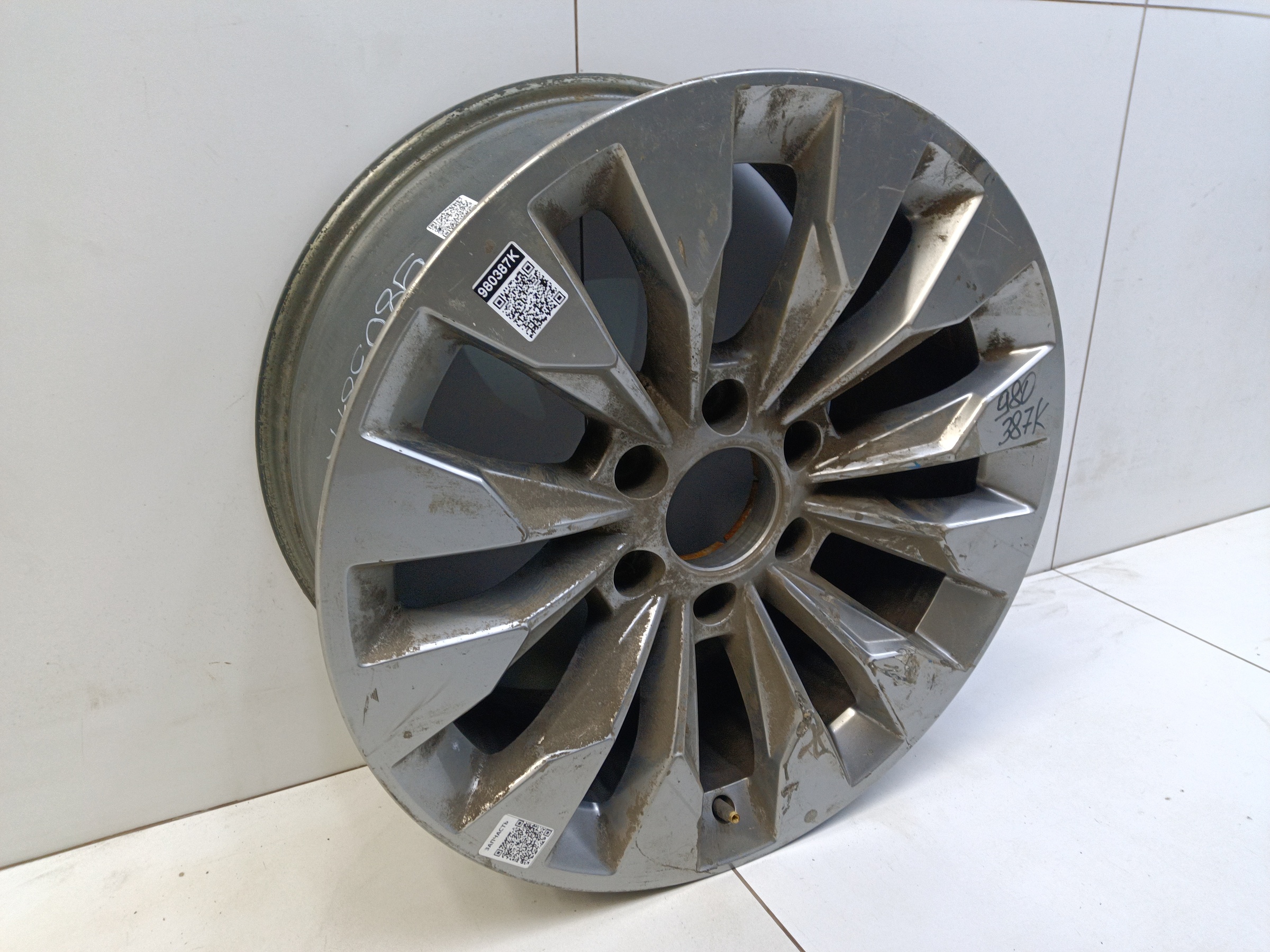 Диск колеса литой Tank 500 R19 серый