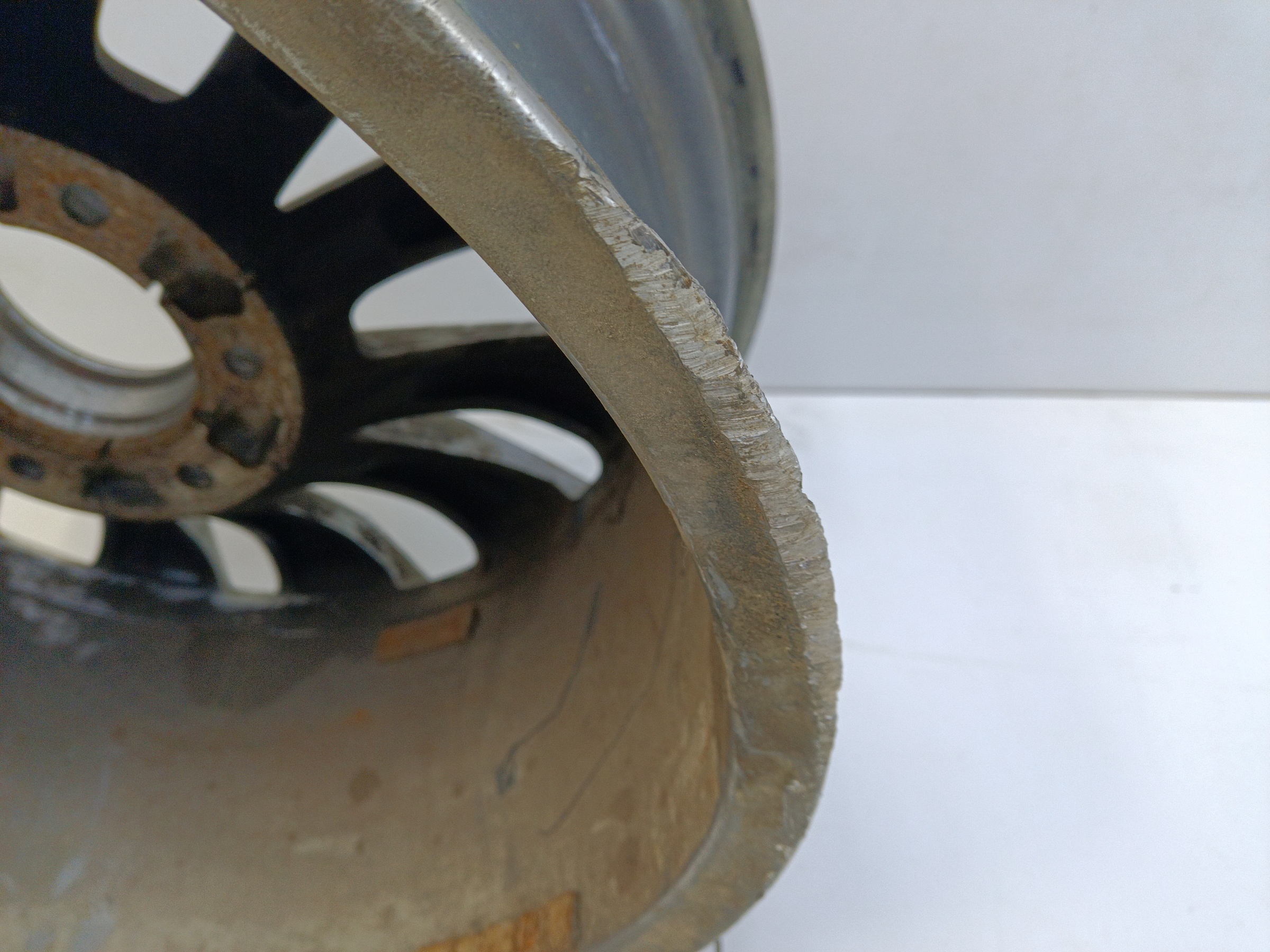 Диск колеса литой Tank 500 R19 серый