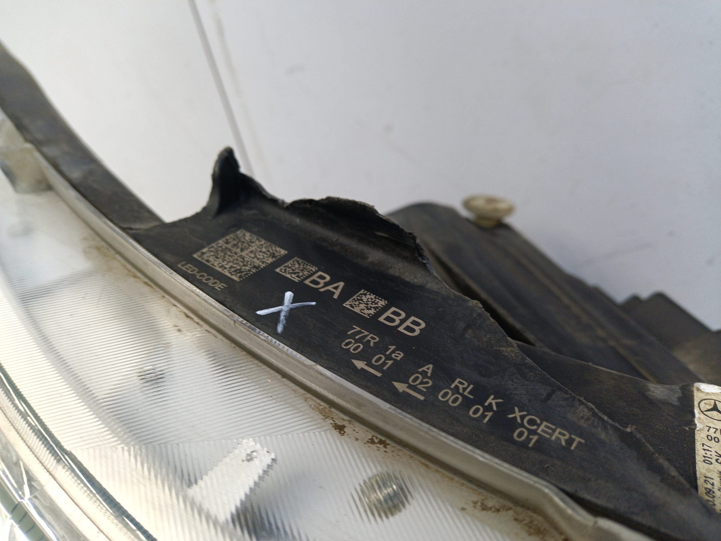 Фара передняя правая Mercedes-Benz V-Klasse W447  LED