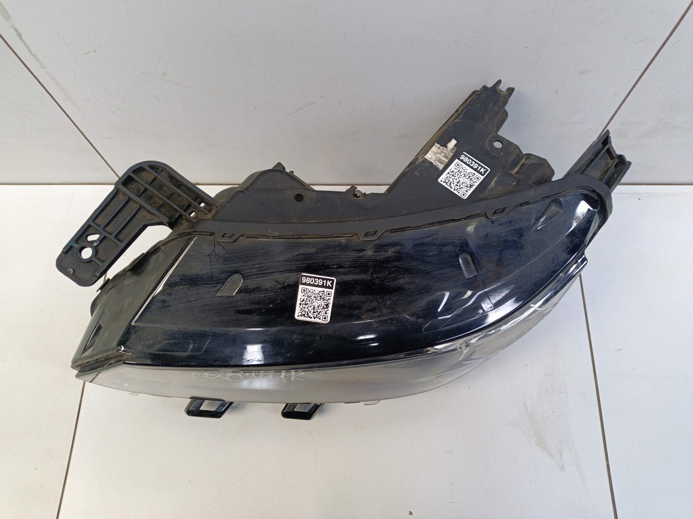 Фара передняя левая Geely Coolray LED