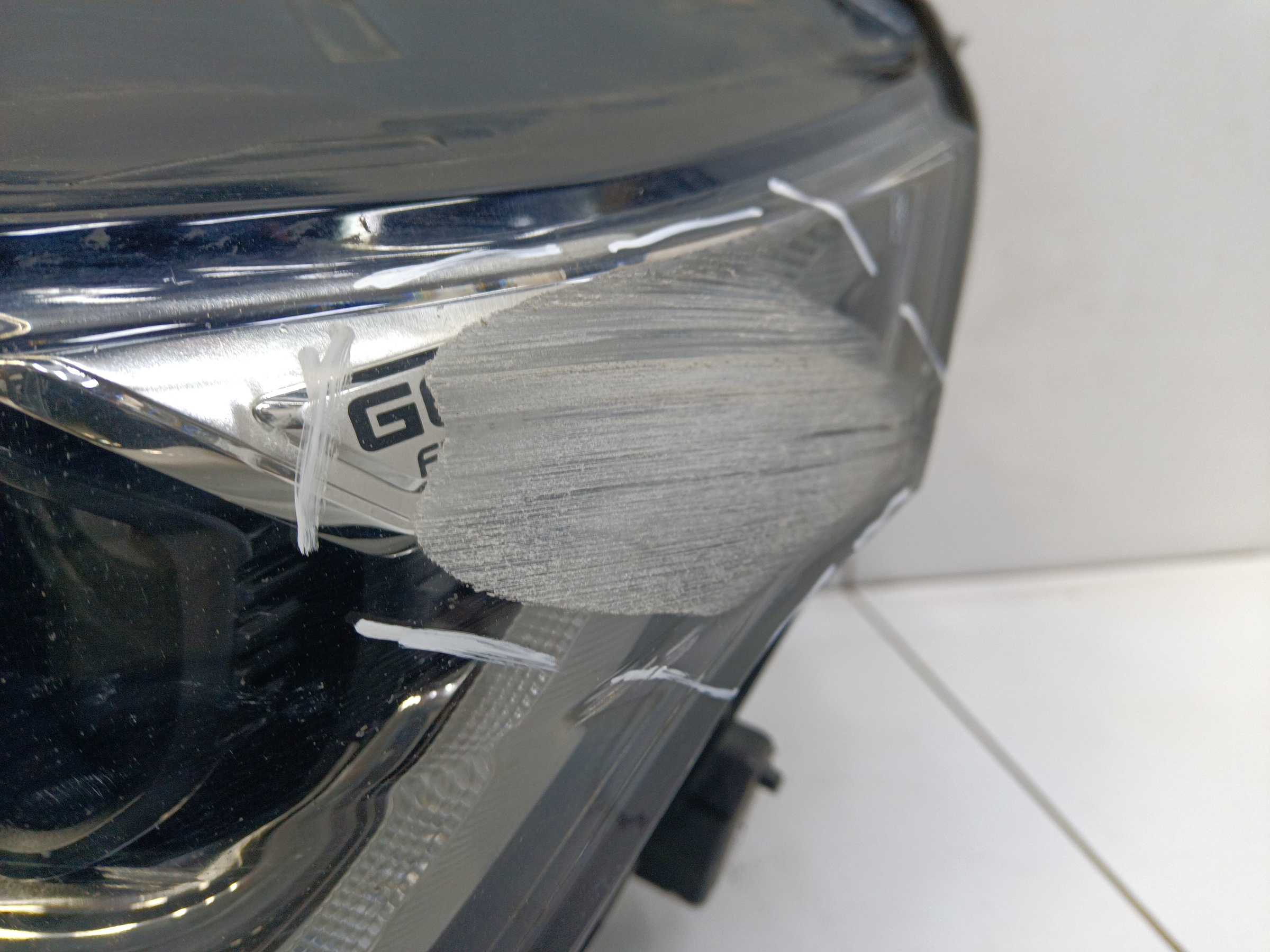 Фара передняя левая Geely Coolray LED