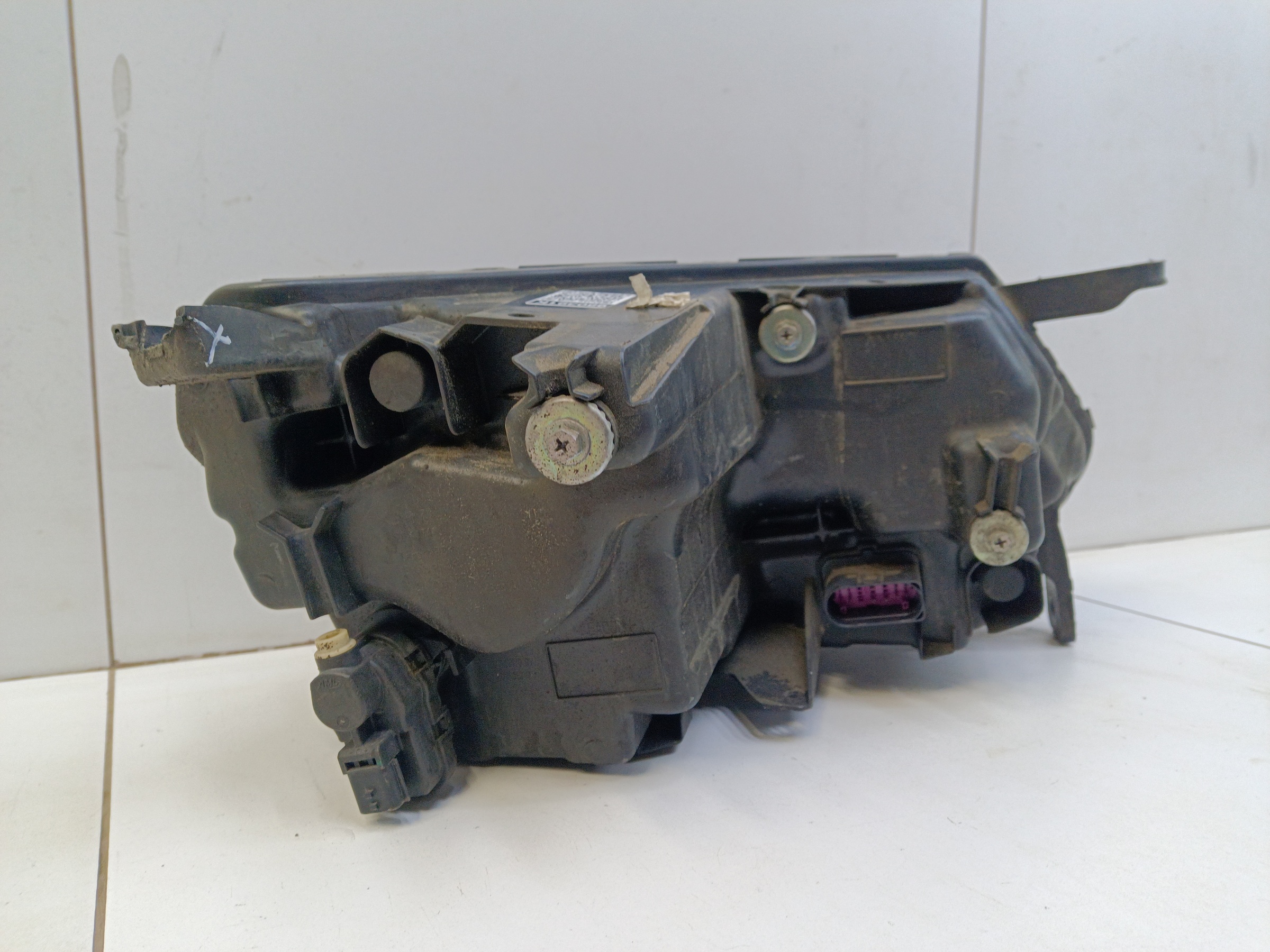 Фара передняя левая Geely Coolray LED