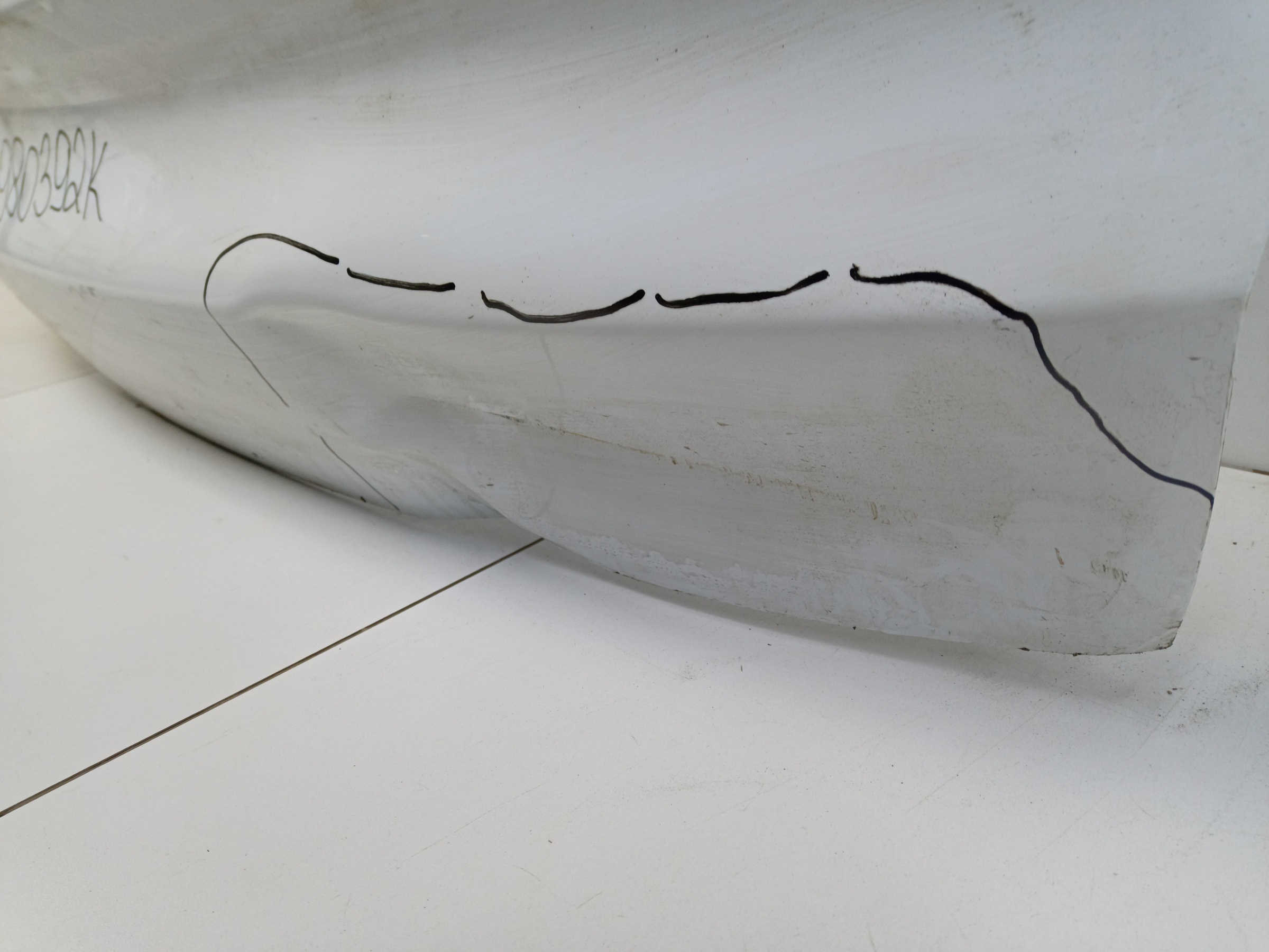 Крышка багажника Geely Atlas Pro