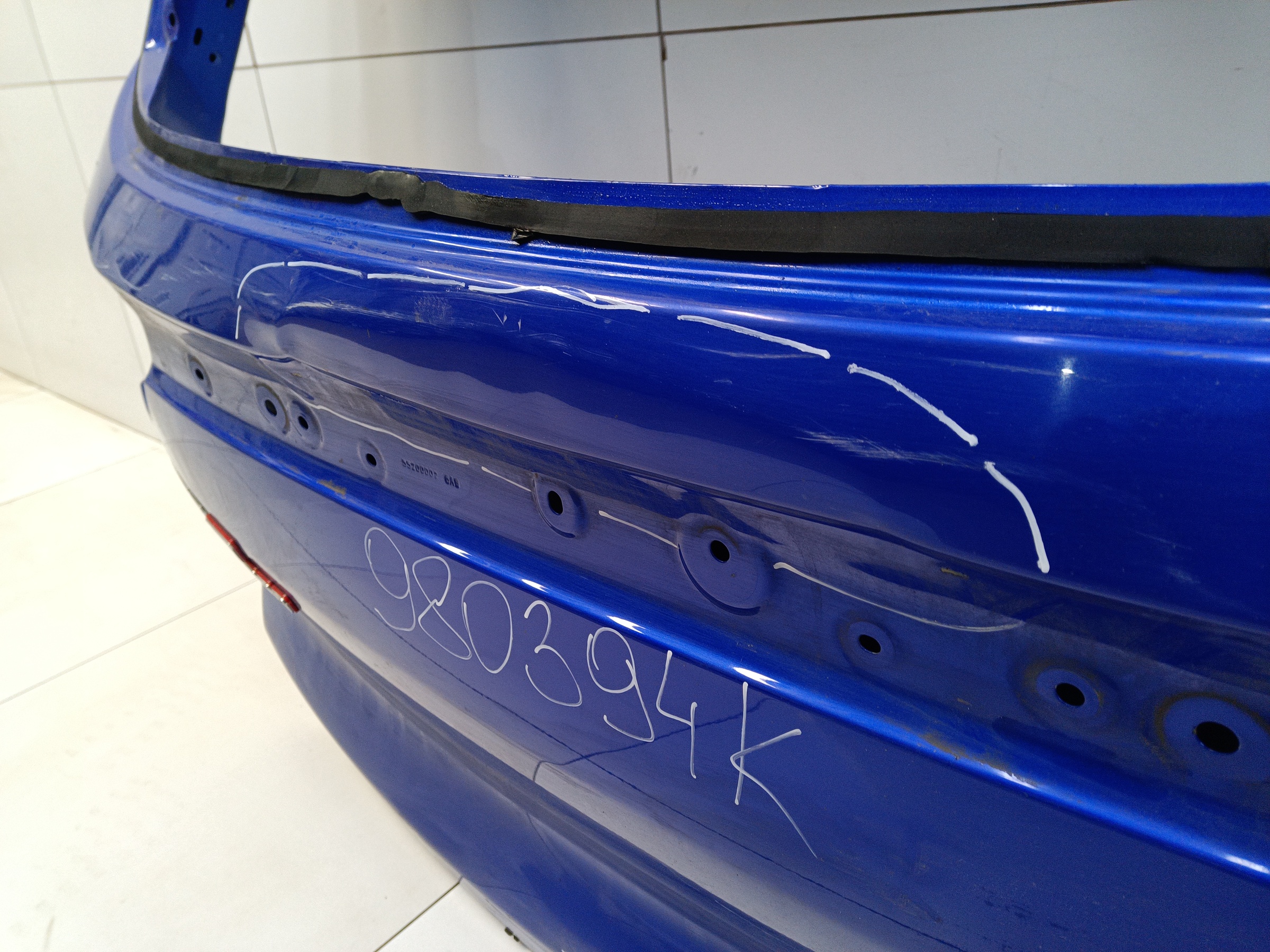 Крышка багажника Chery Tiggo 8 с датчиком защемления