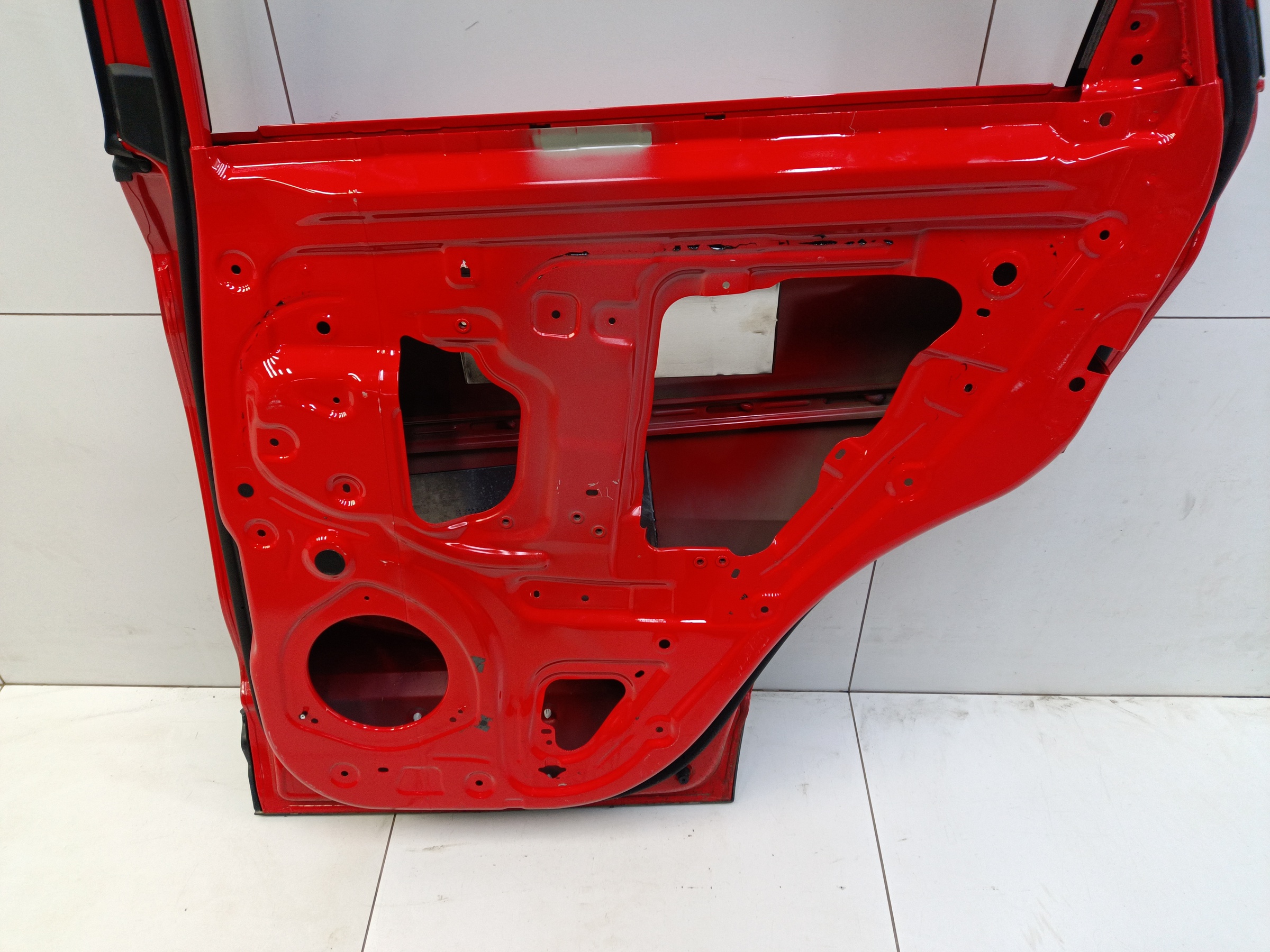 Дверь задняя правая Geely Coolray