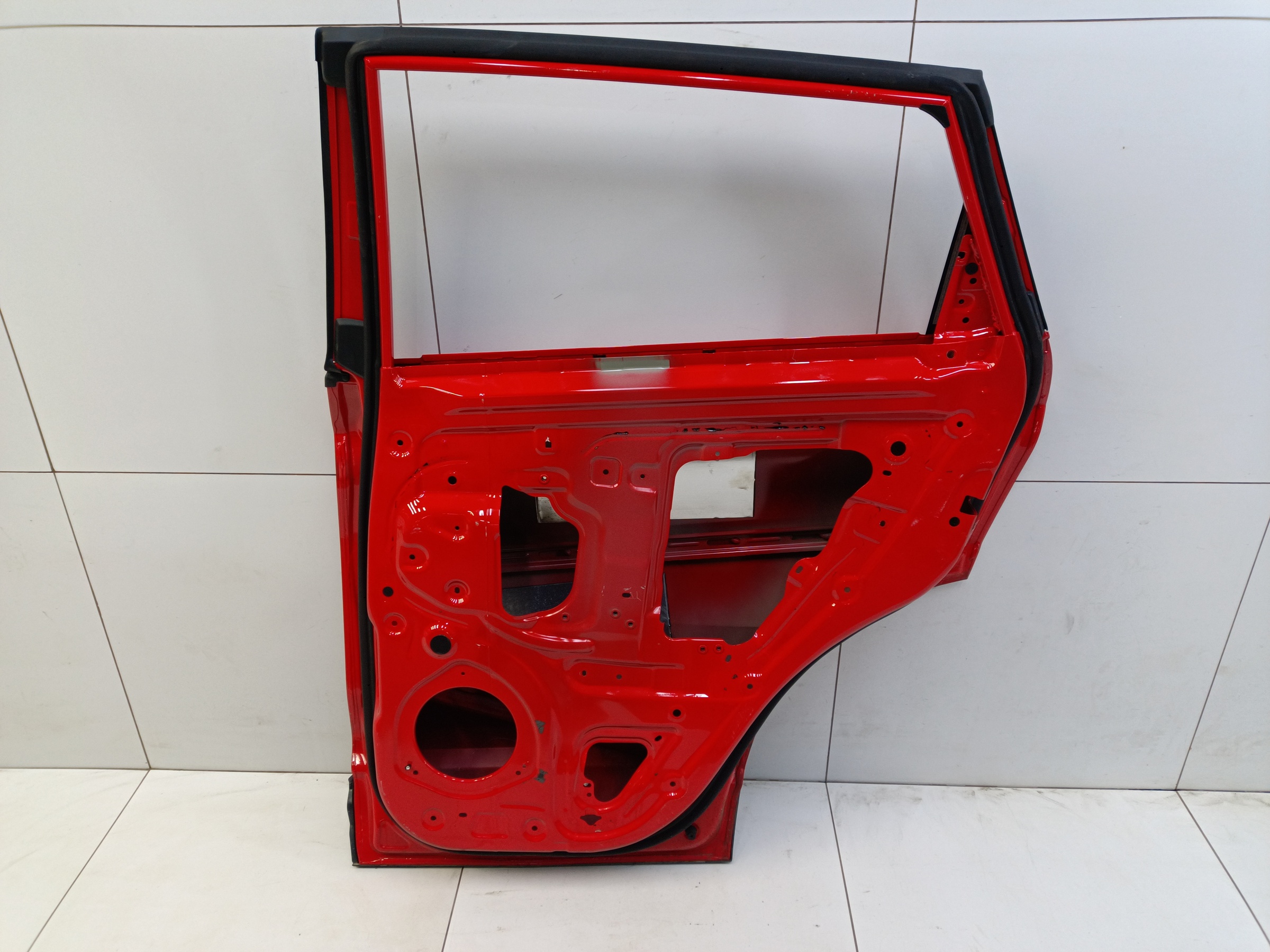 Дверь задняя правая Geely Coolray