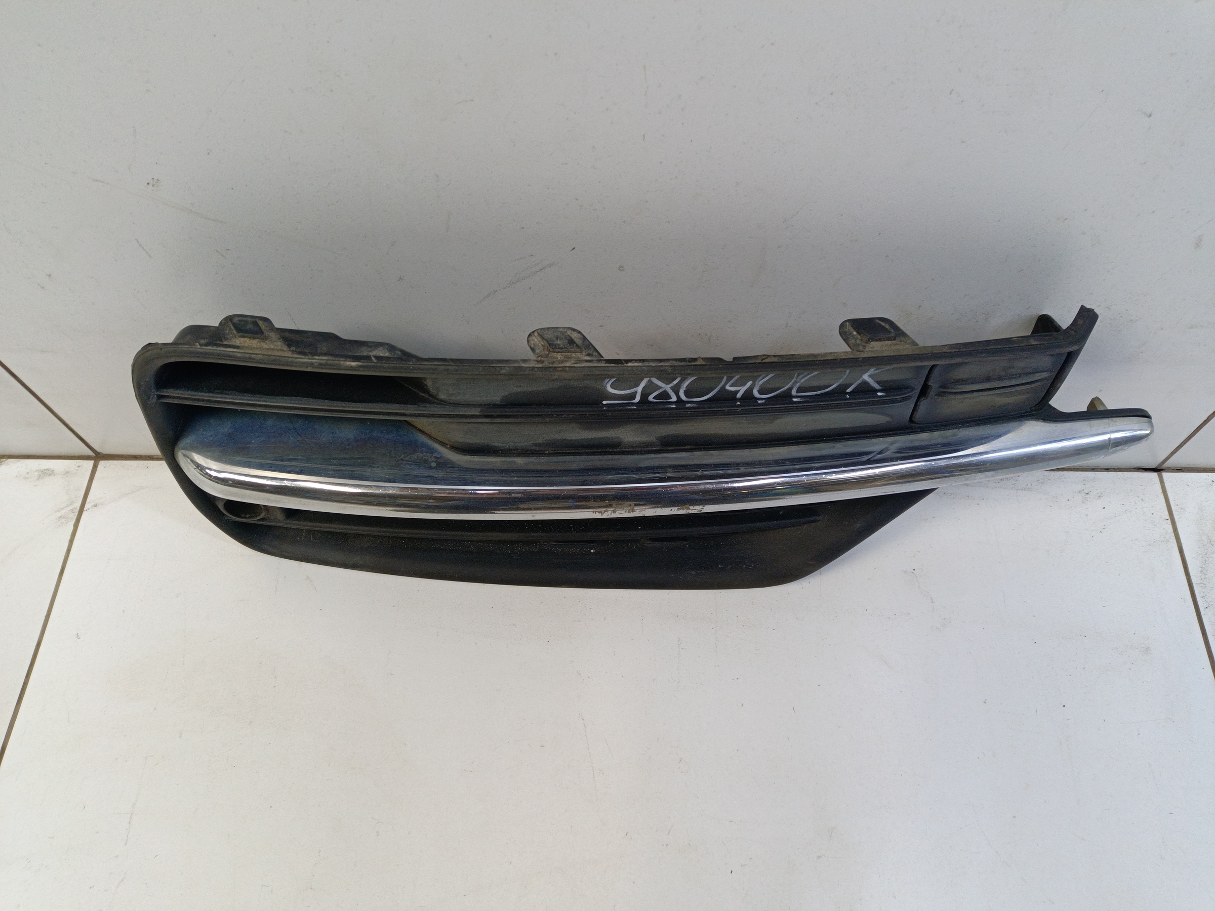 Заглушка ПТФ передней правой Volvo XC90 2