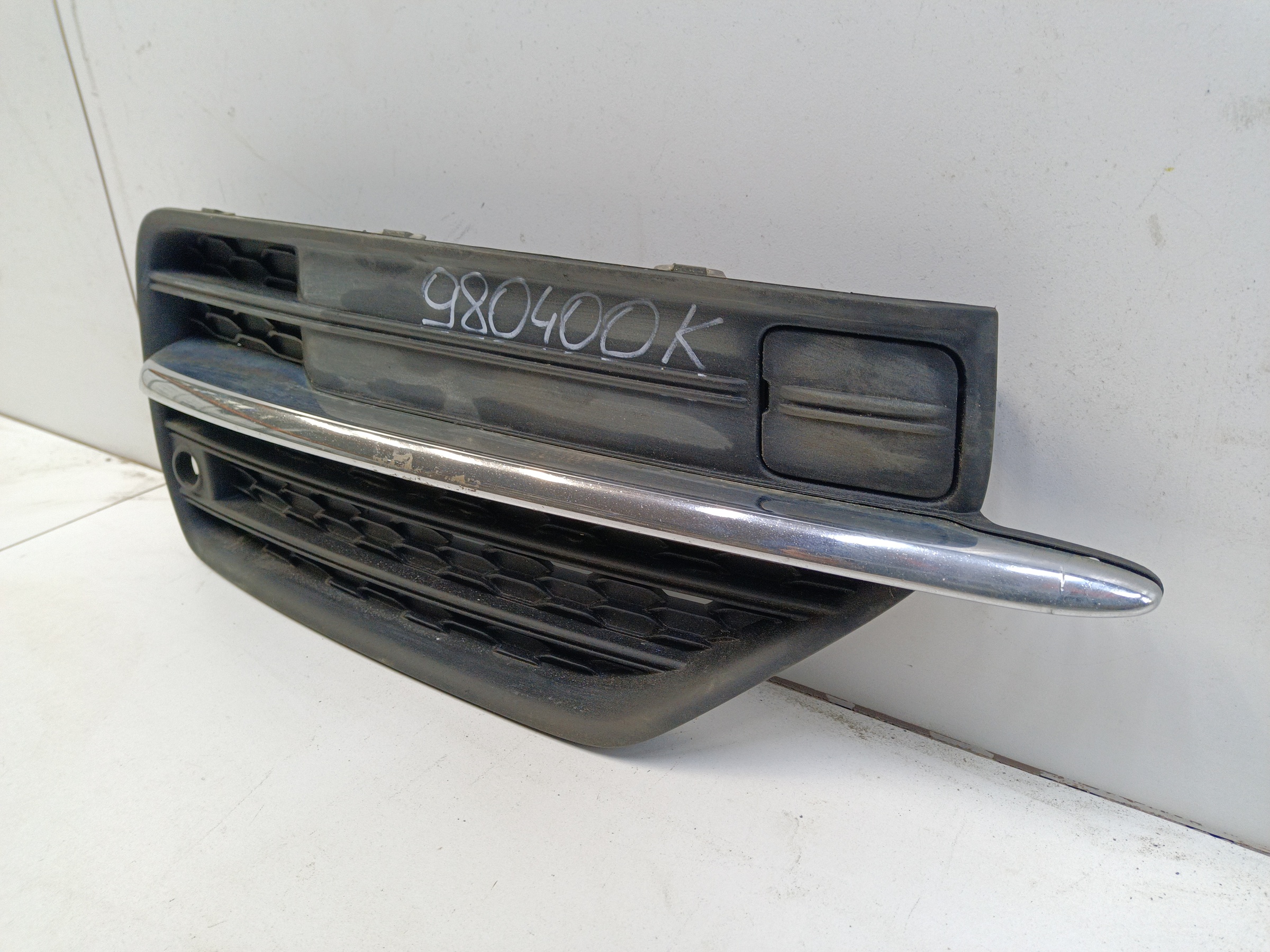 Заглушка ПТФ передней правой Volvo XC90 2