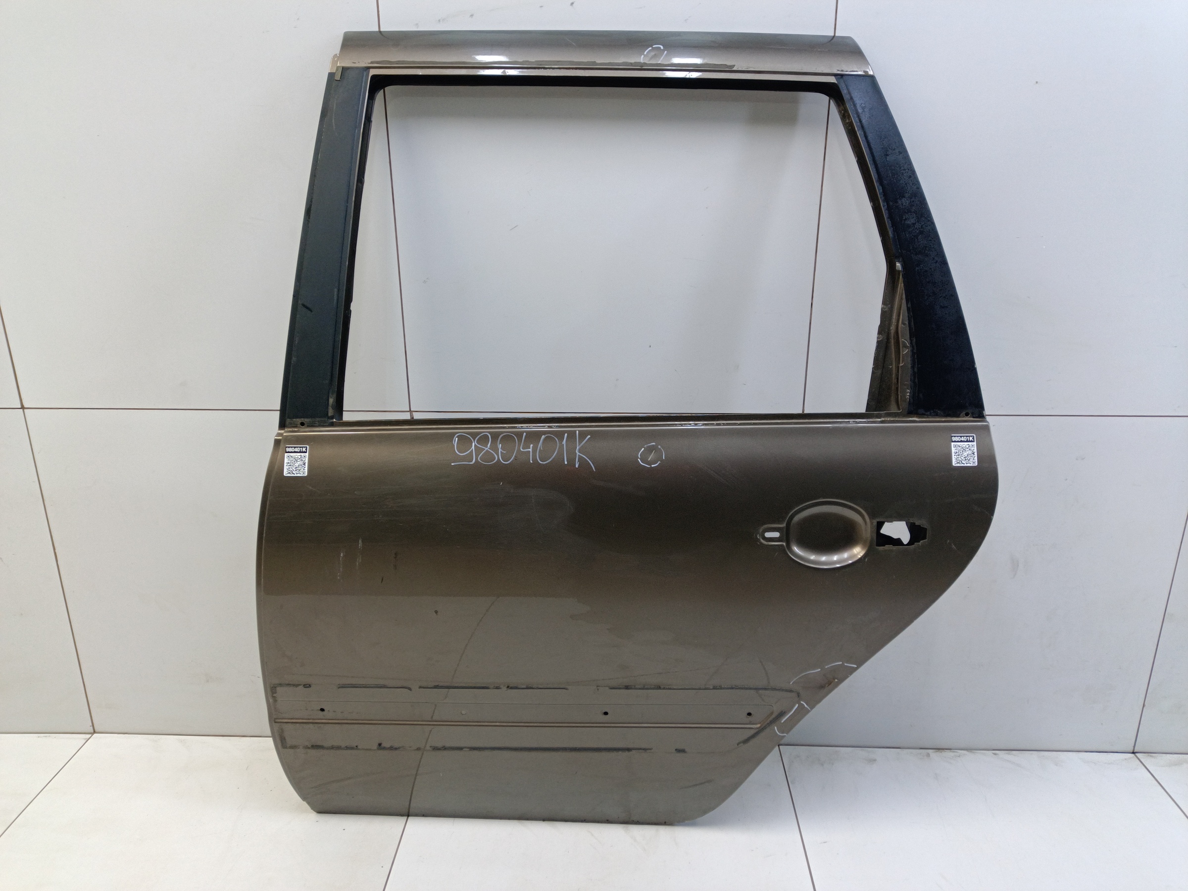 Дверь задняя левая Lada Granta Wagon Cross Restail