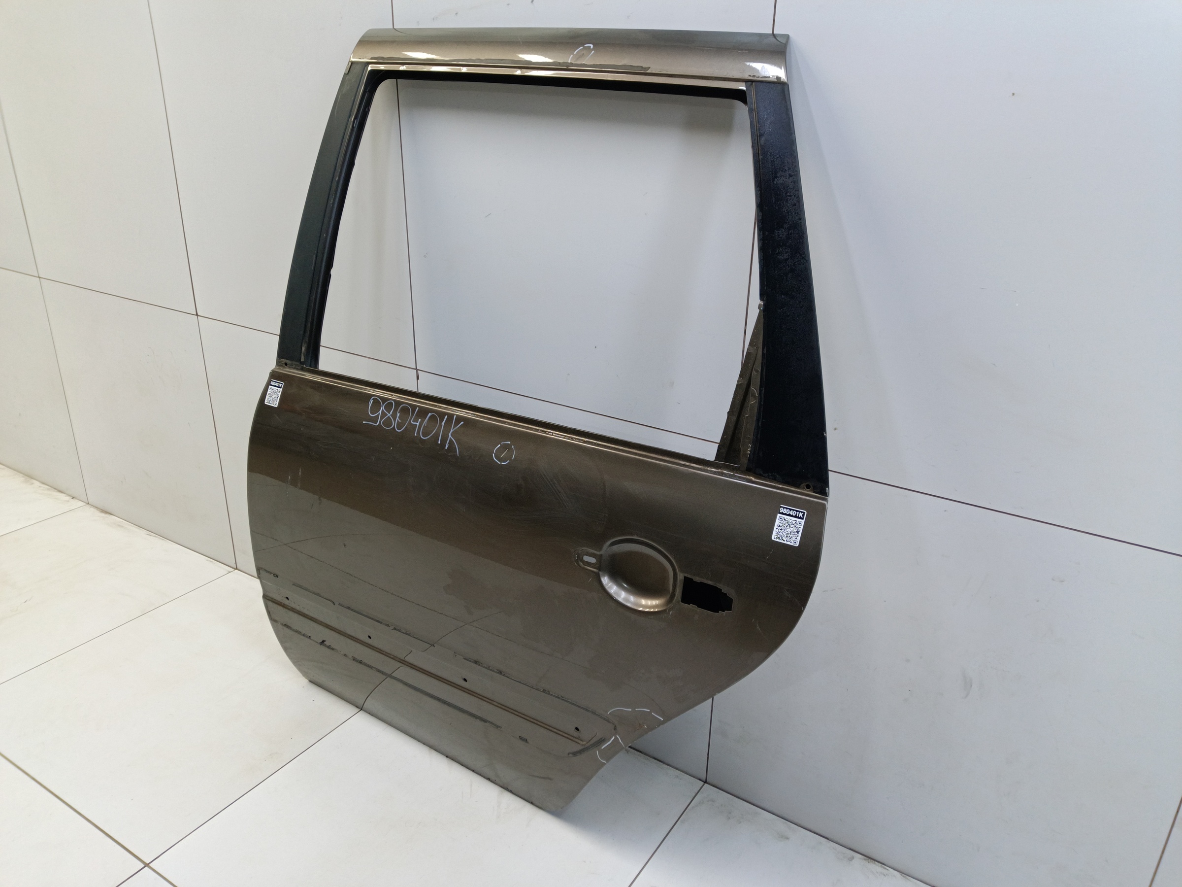 Дверь задняя левая Lada Granta Wagon Cross Restail