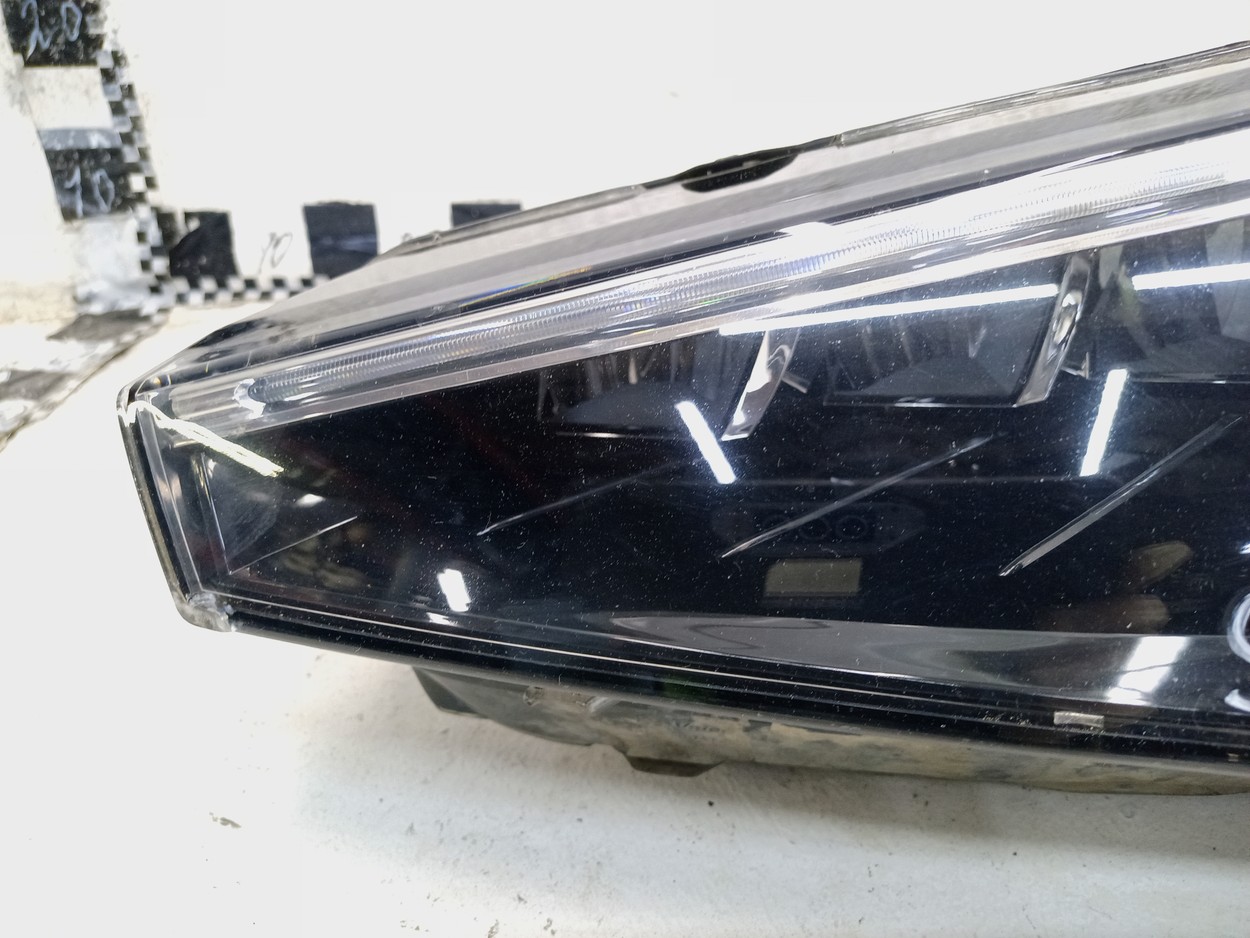 Фара передняя левая Skoda Rapid 2 линза LED