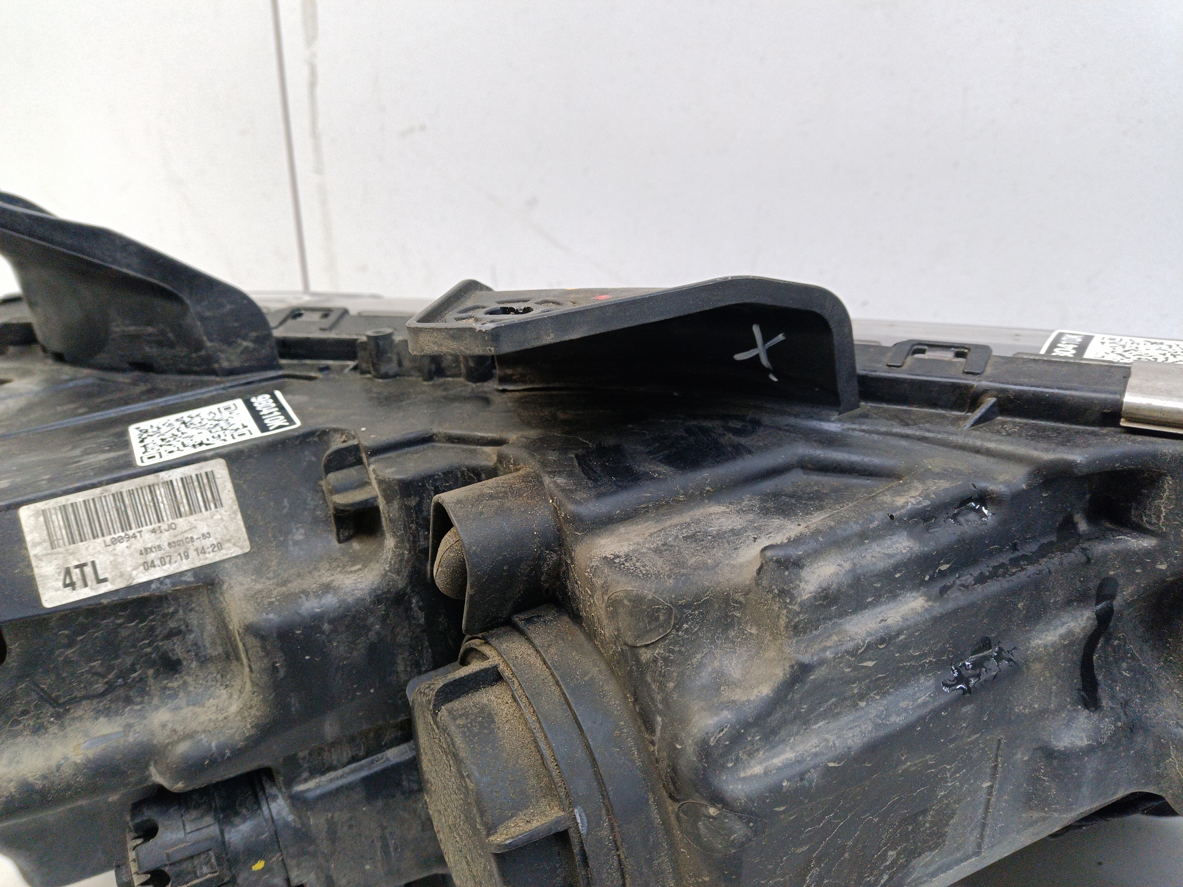 Фара передняя левая Mitsubishi Outlander 3 Restail 2 галоген