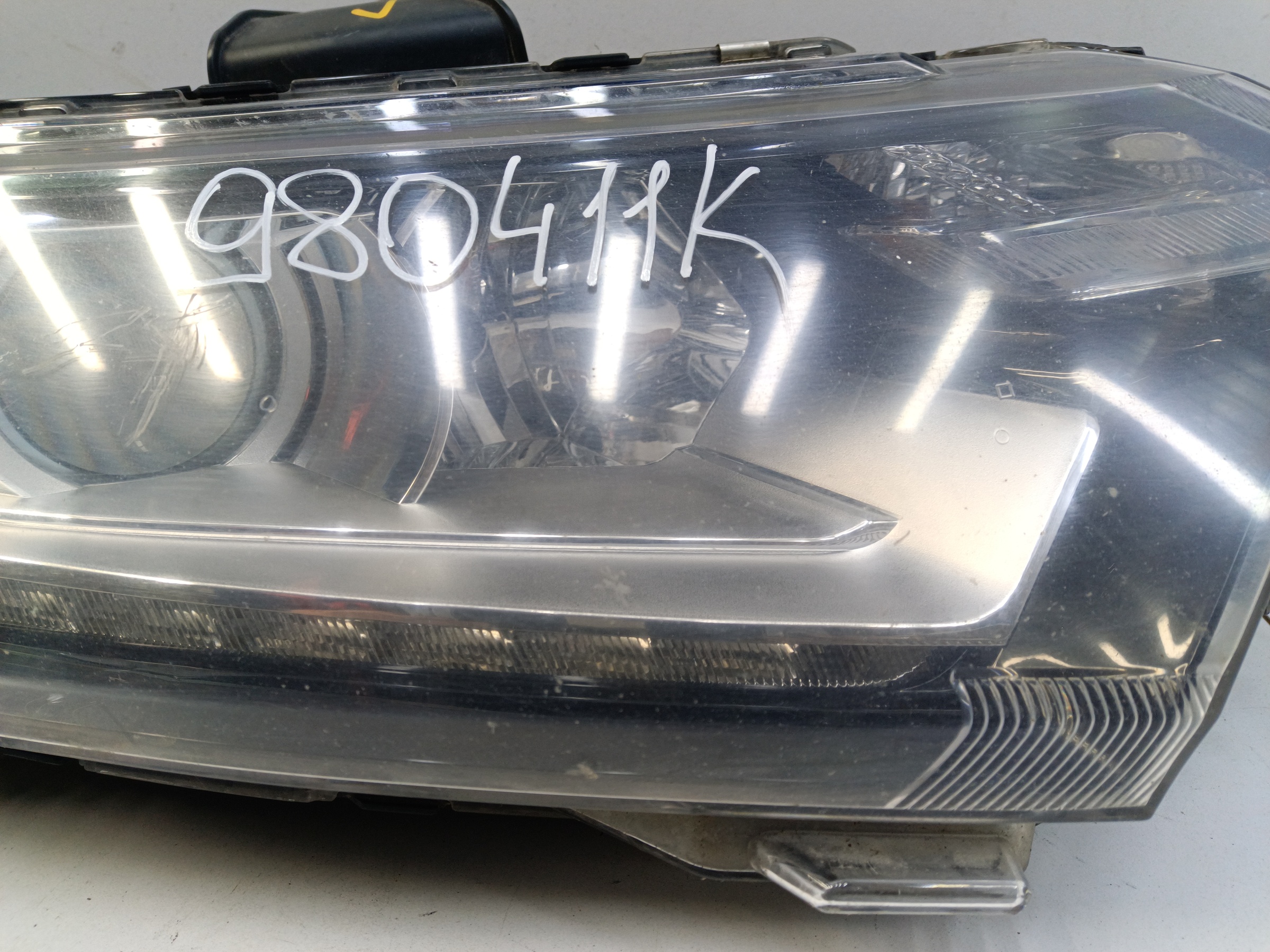 Фара передняя правая Mitsubishi Outlander 3 Restail 2 галоген