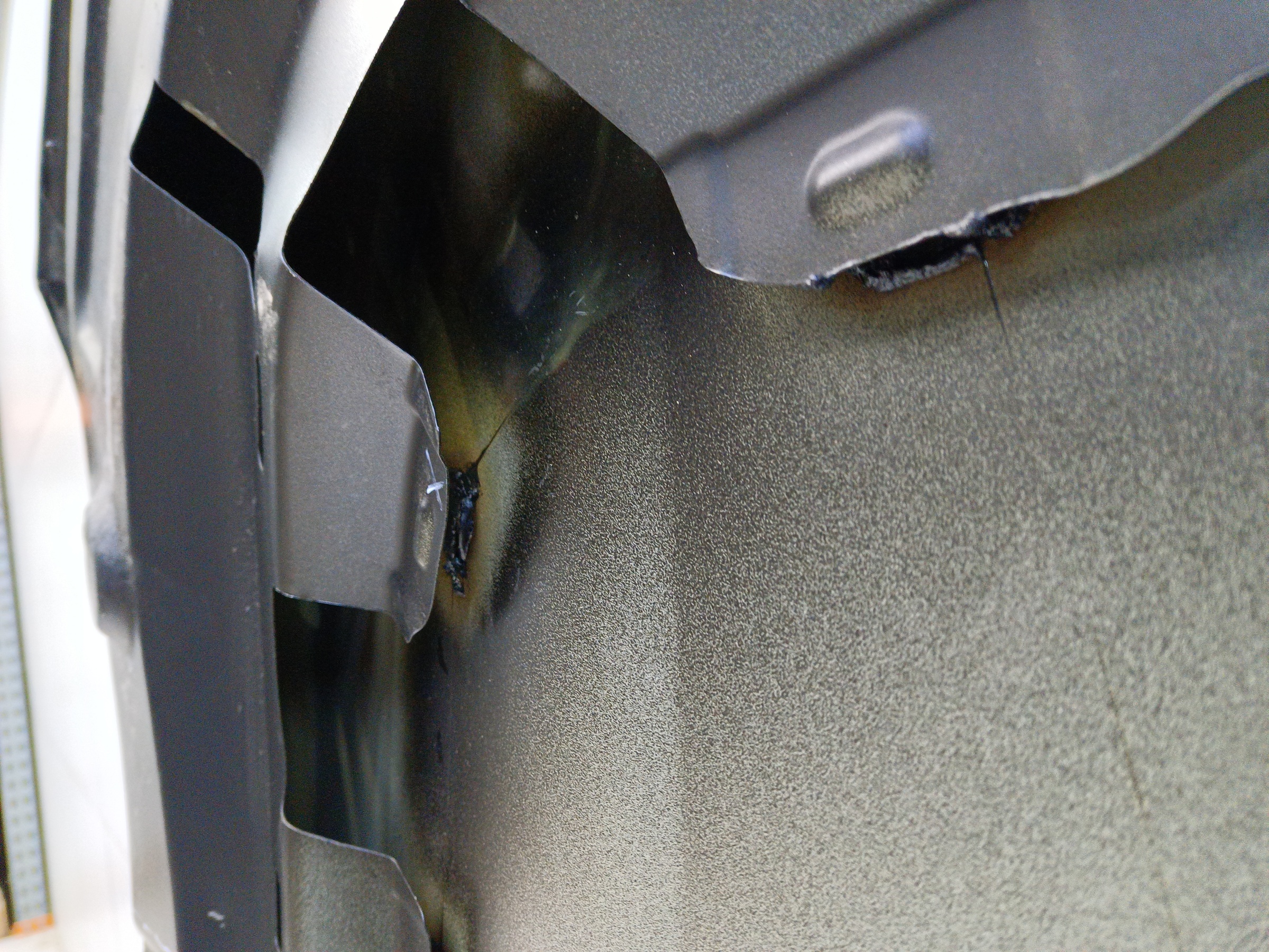 Капот Hongqi HS5