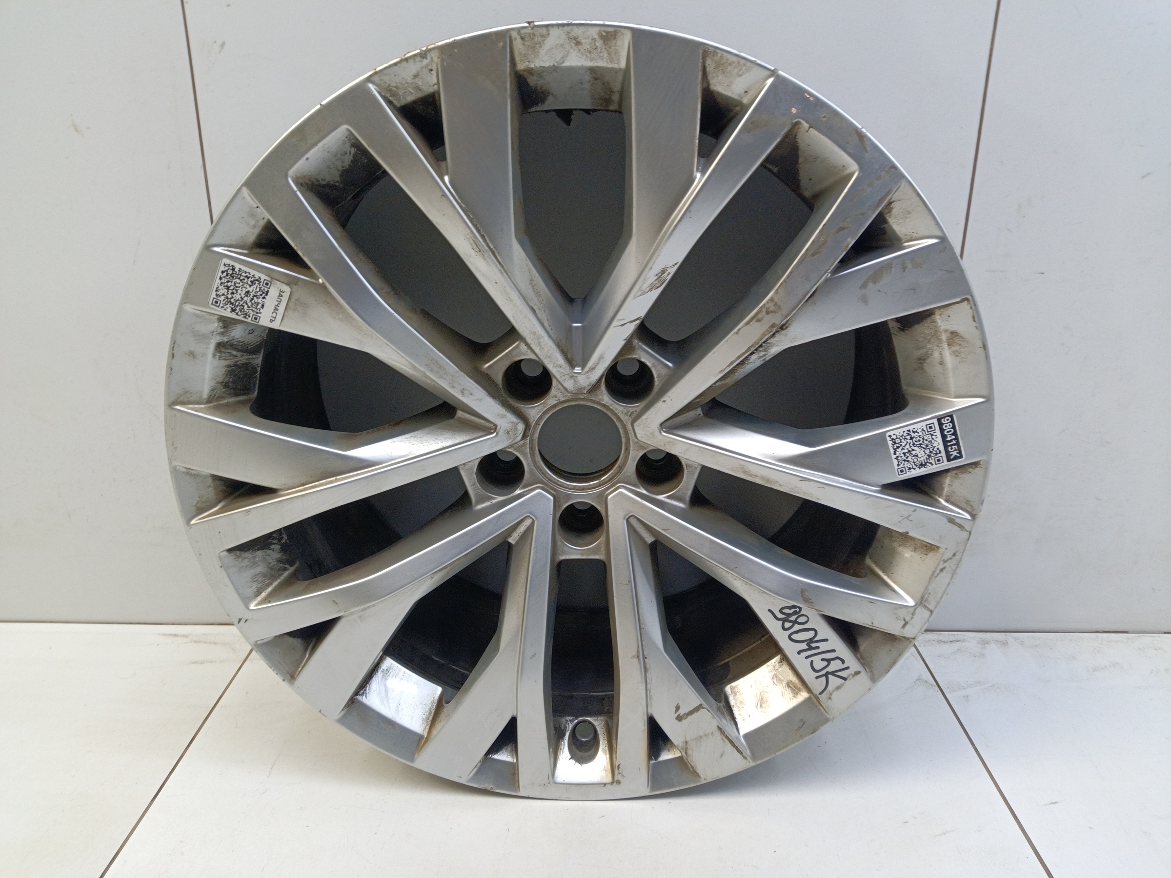 Диск колеса литой Volkswagen Touareg 3 R18