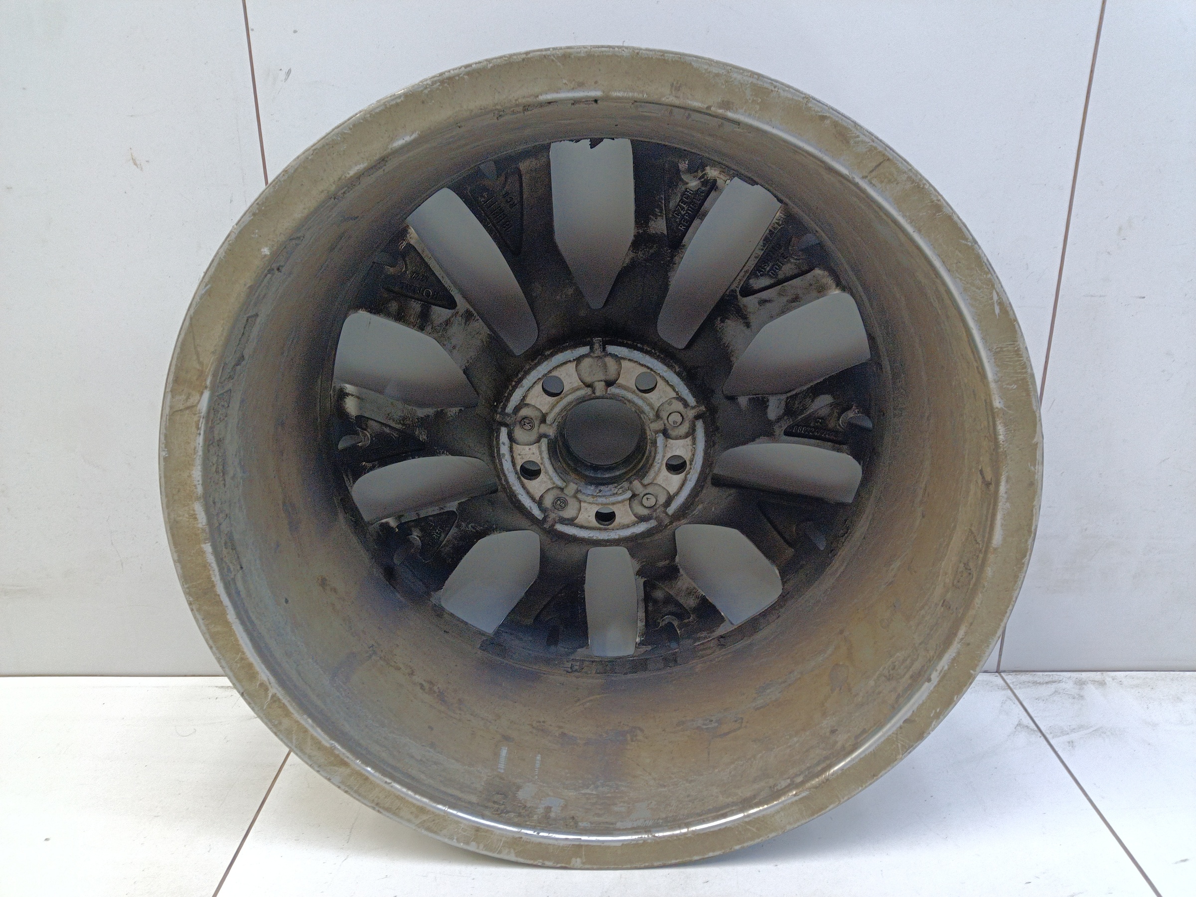 Диск колеса литой Volkswagen Touareg 3 R18