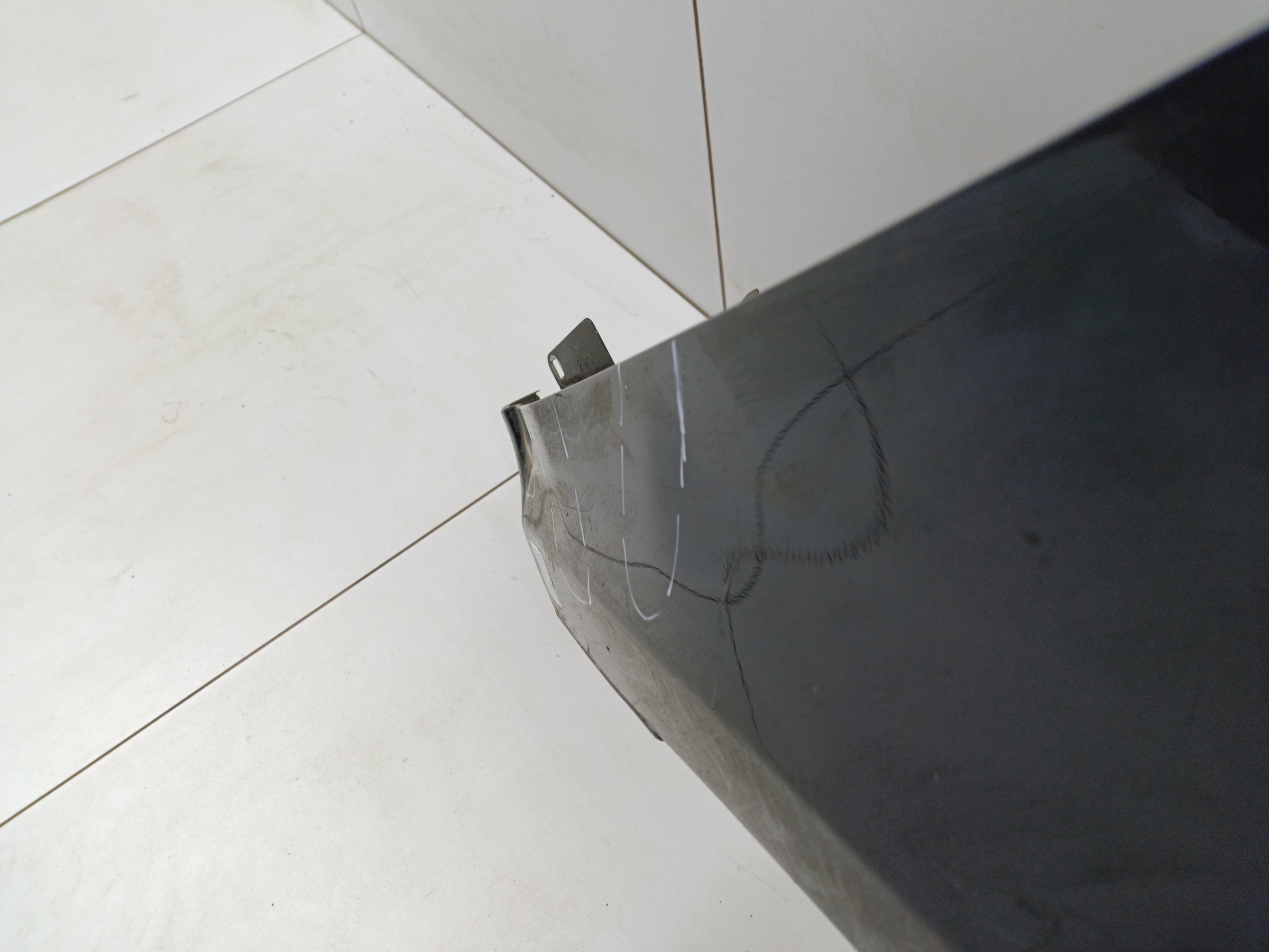 Крыло переднее правое Mercedes Benz Vito W447 под повторитель