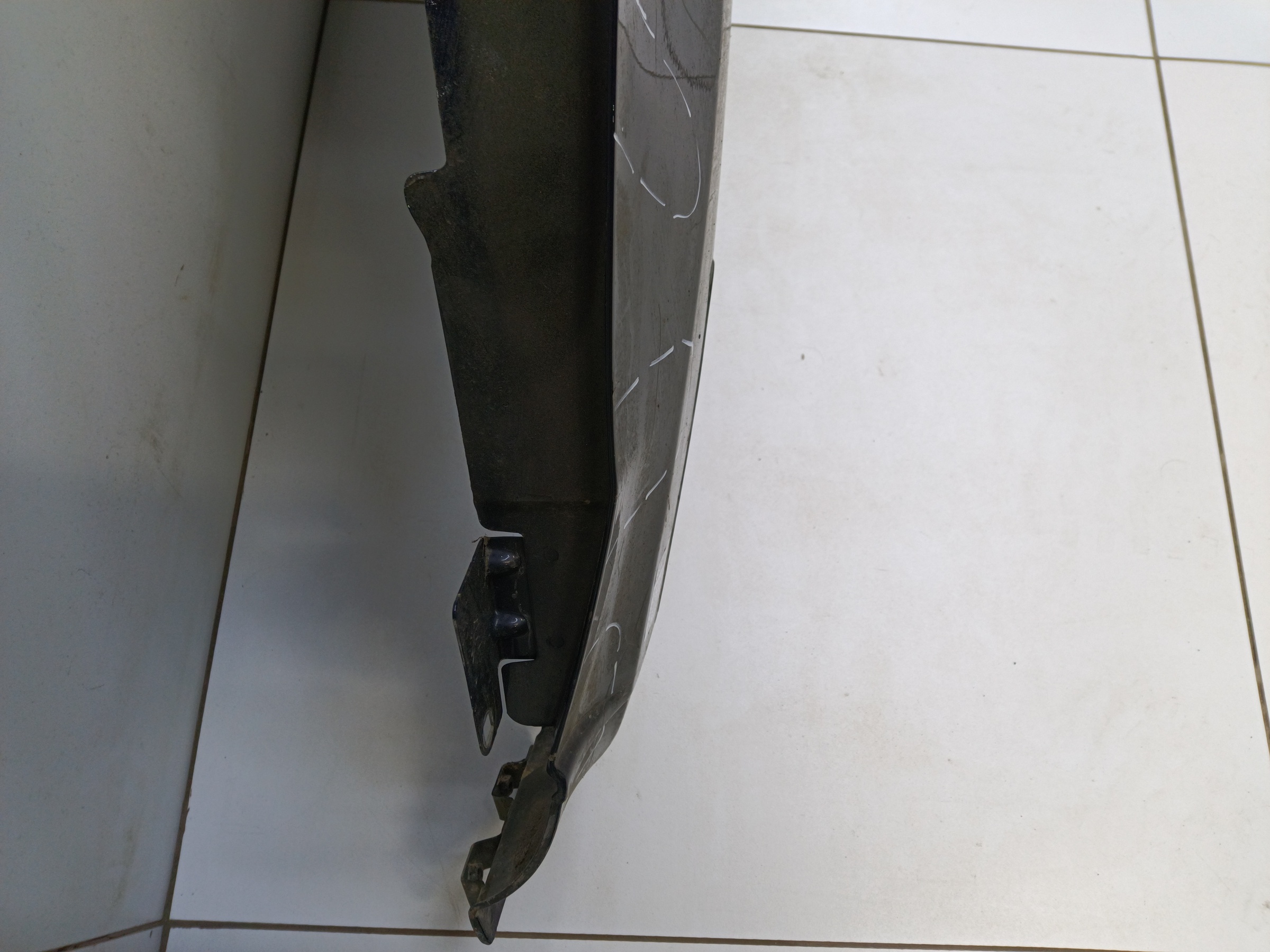 Крыло переднее правое Mercedes Benz Vito W447 под повторитель