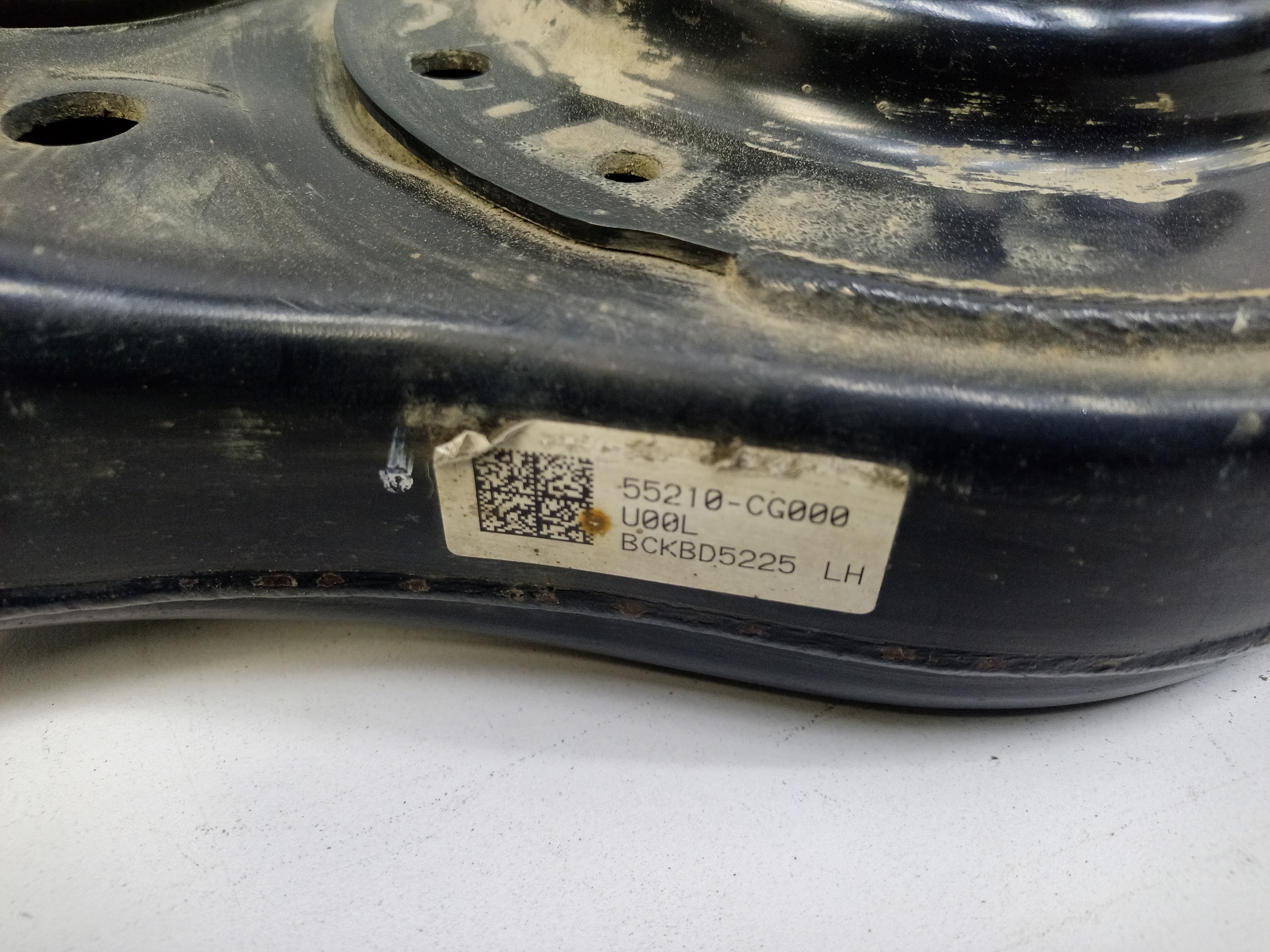 Рычаг задней подвески нижний левый Hyundai Staria