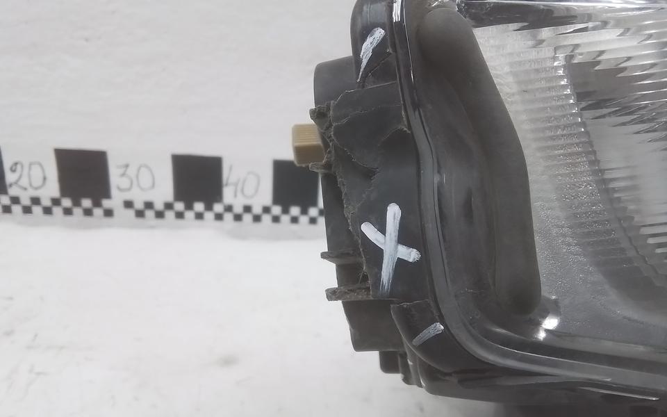Фара ПТФ передняя правая Volvo FM 5 LED