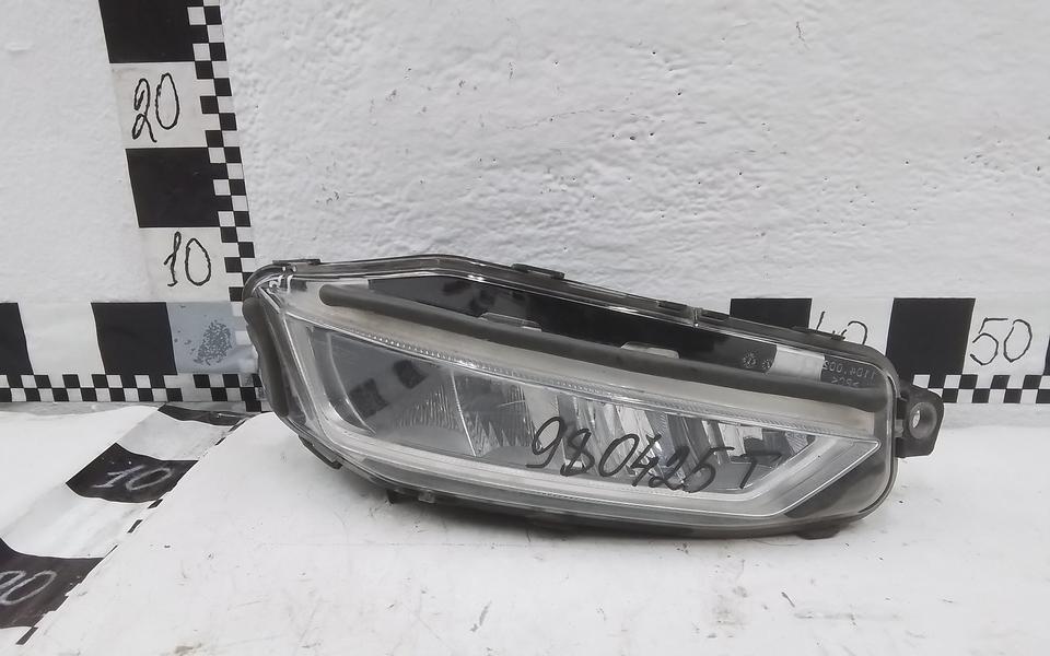 Фара ПТФ передняя правая Volvo FM 5 LED