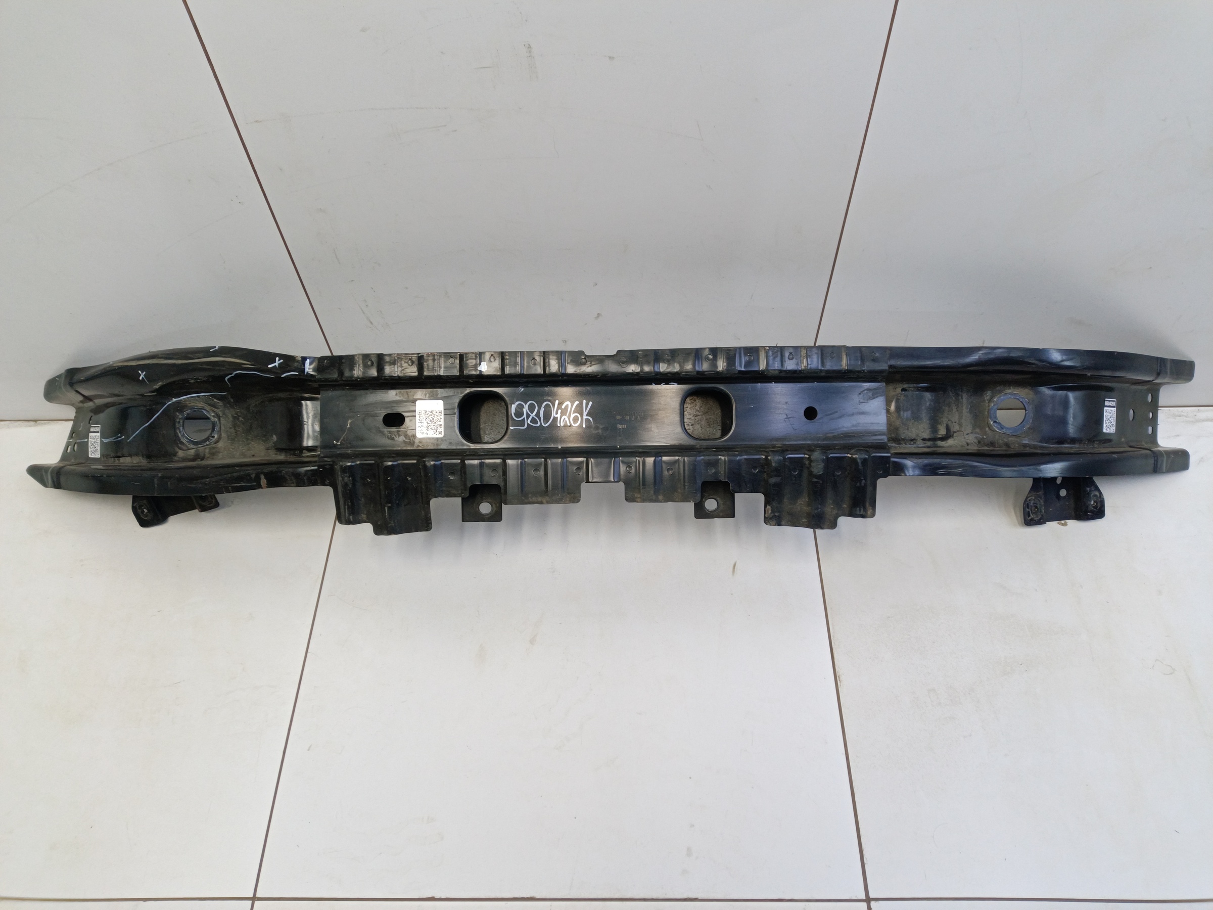 Усилитель пeреднегo бампepa Mercedes-Вenz V-Klasse W447 Restail