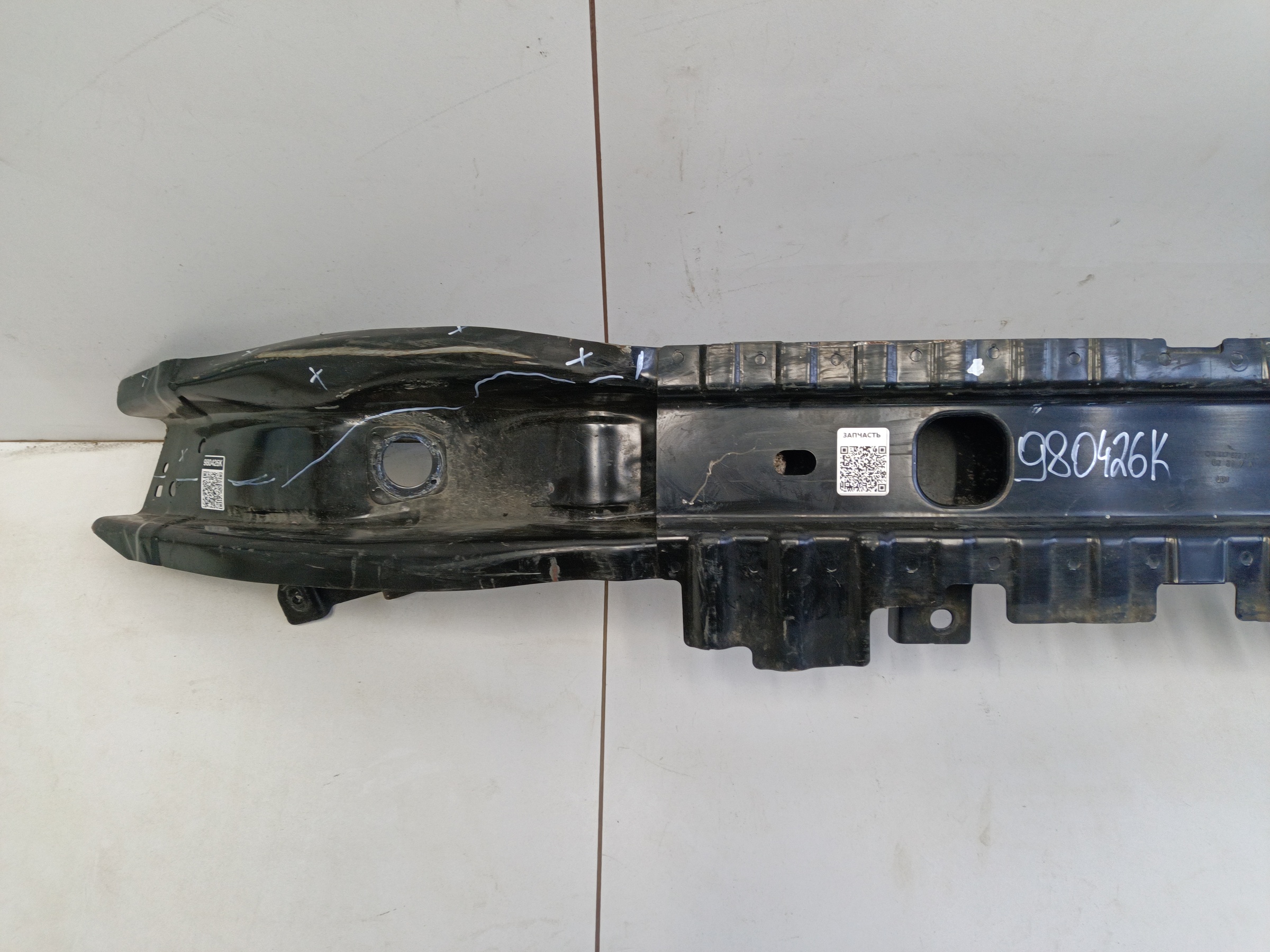 Усилитель пeреднегo бампepa Mercedes-Вenz V-Klasse W447 Restail