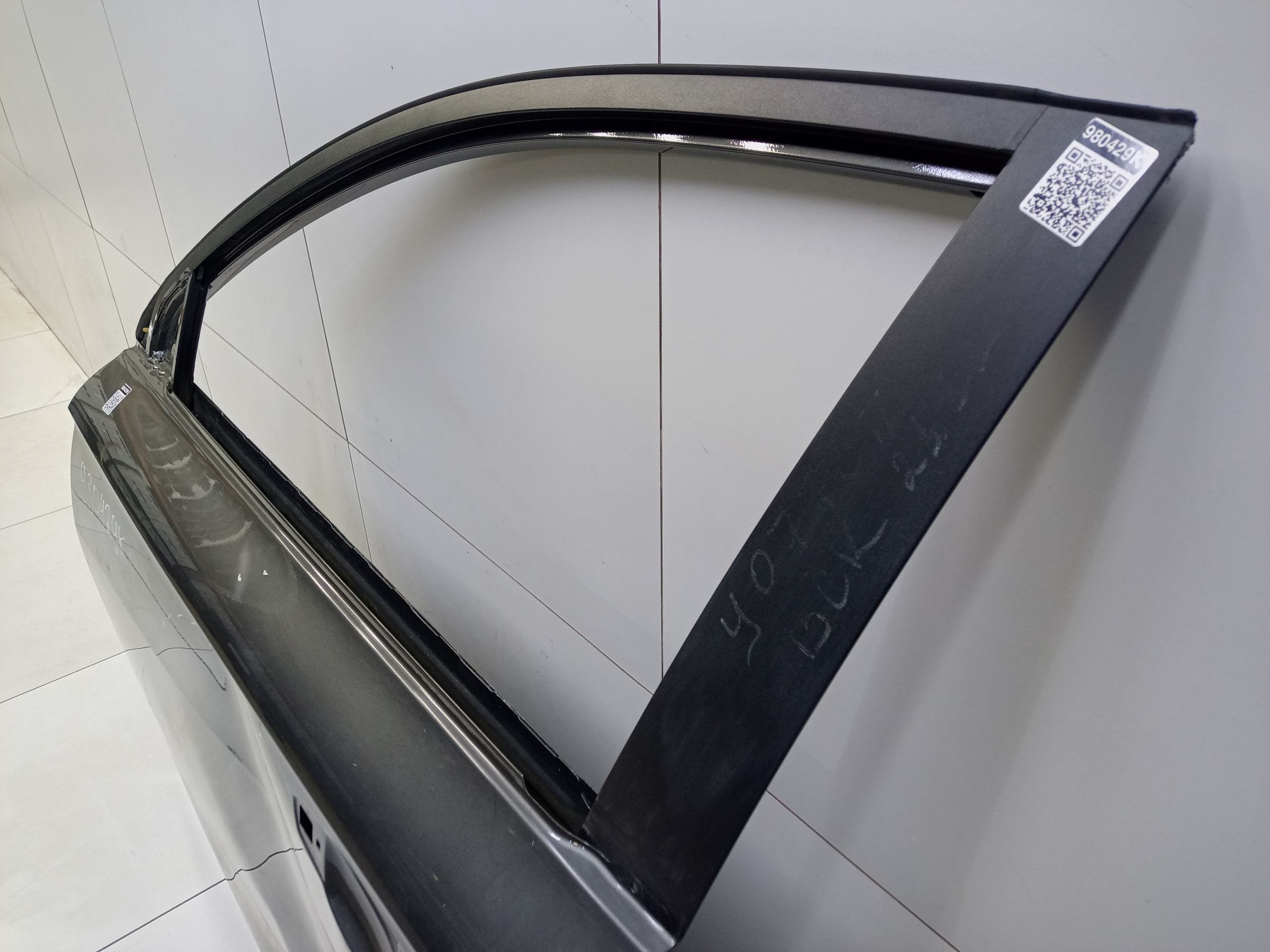 Дверь передняя левая Geely Emgrand 2