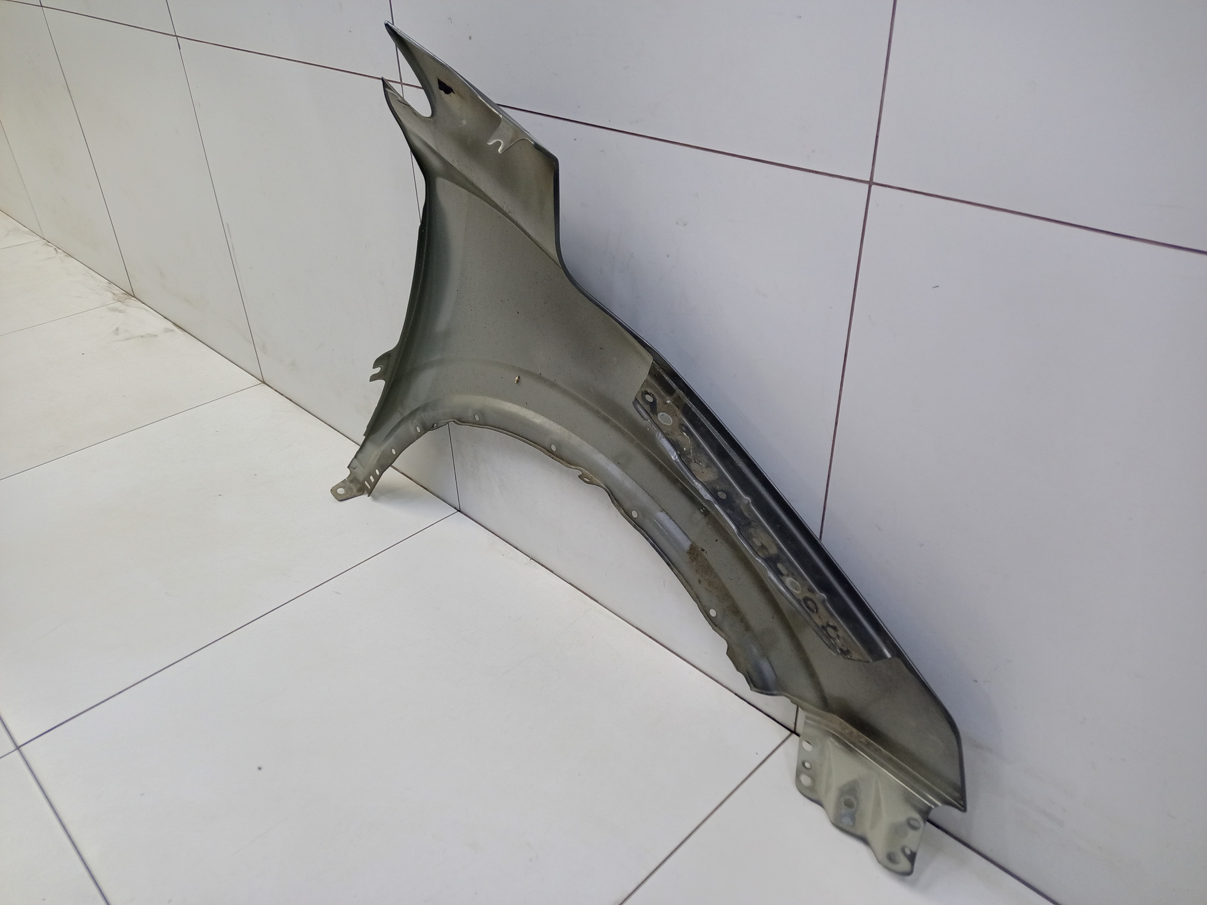 Крыло переднее левое Geely Coolray