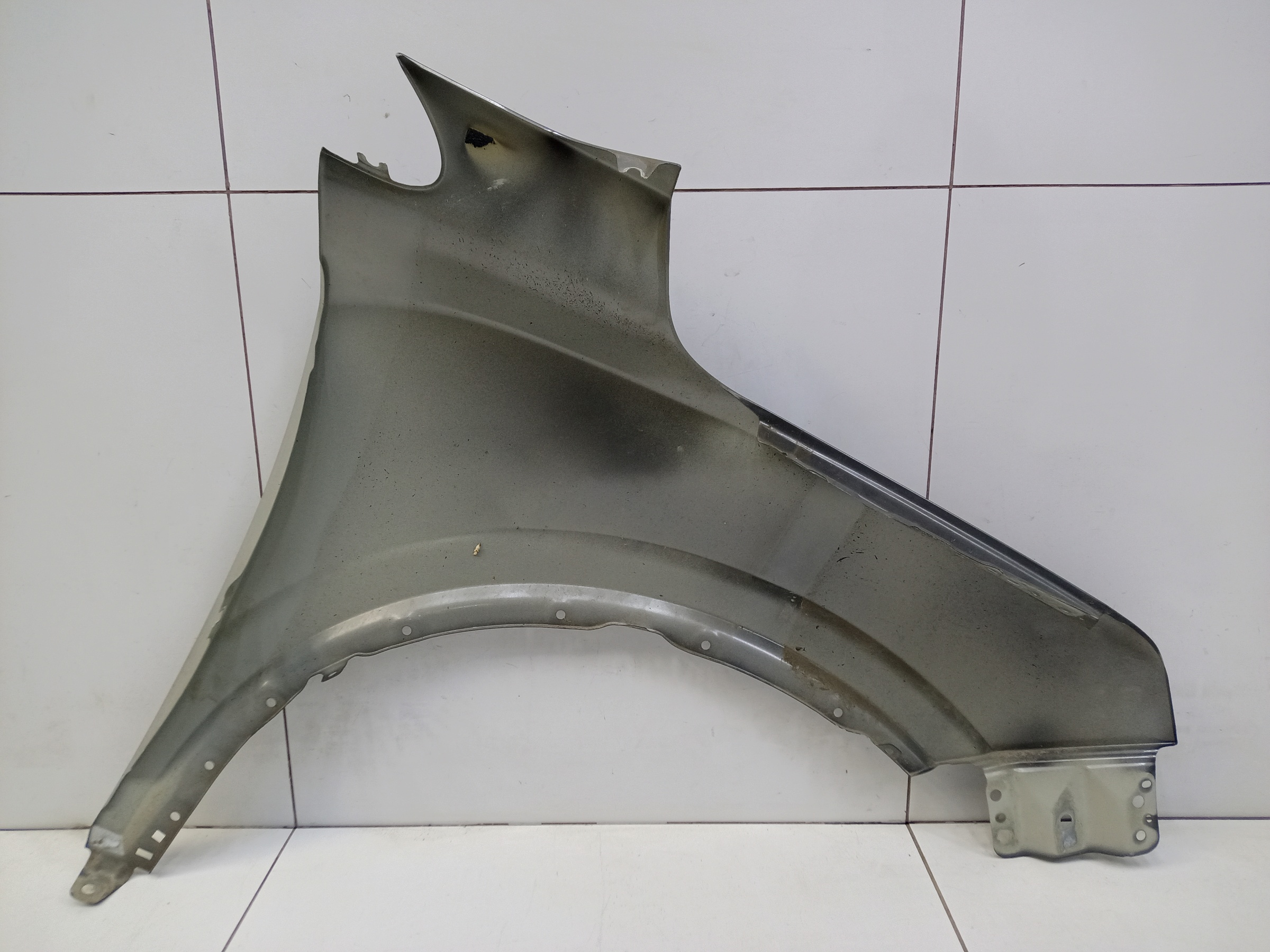 Крыло переднее левое Geely Coolray