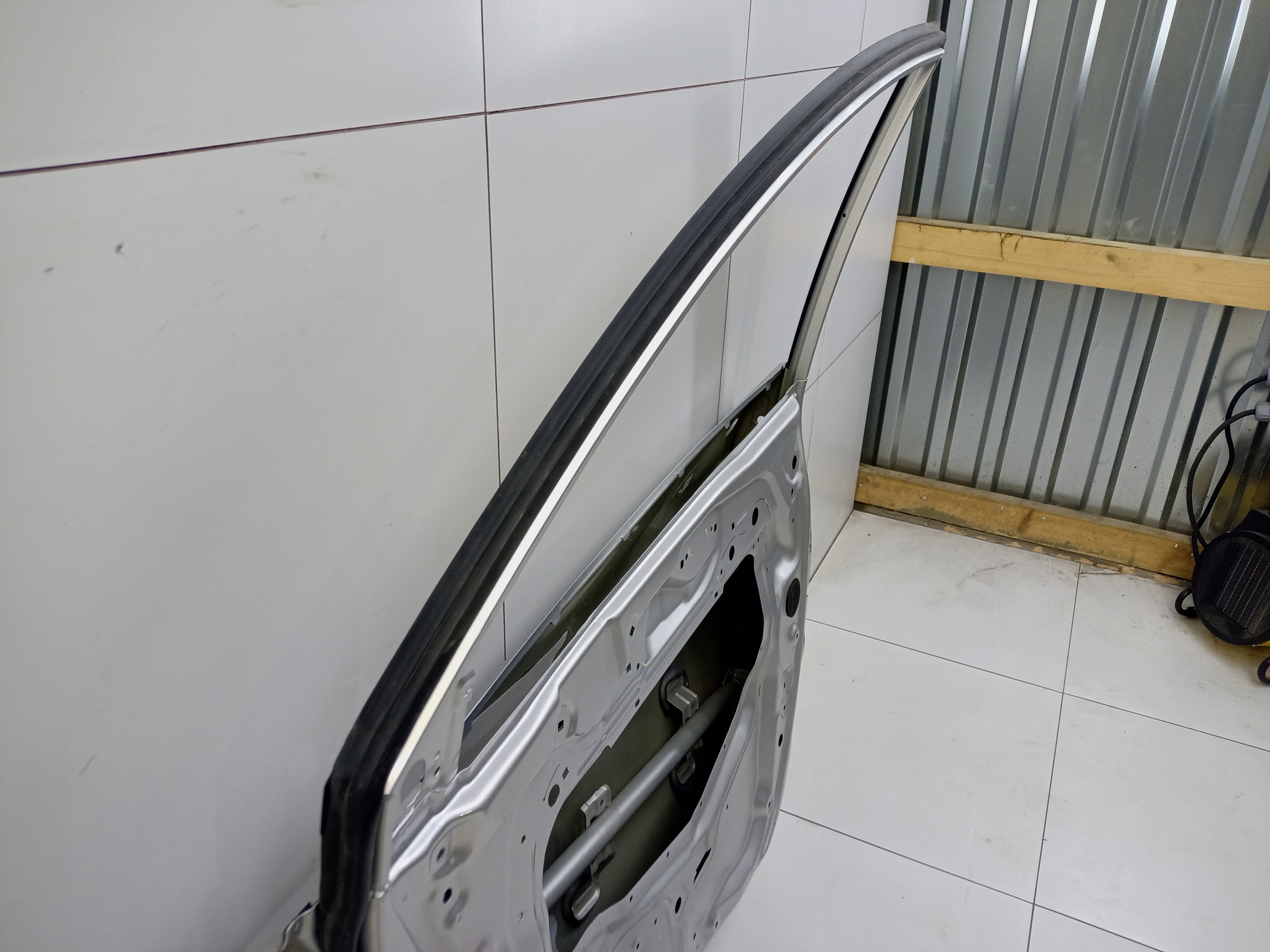 Дверь передняя правая Haval M6 2